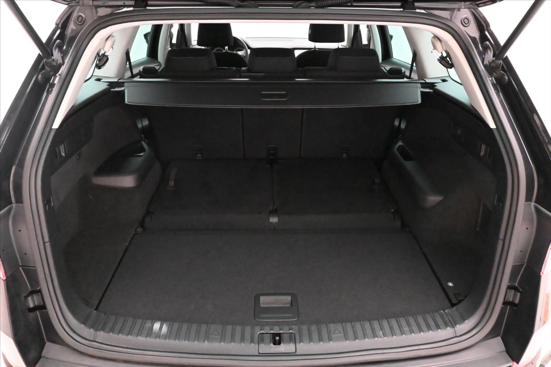 Hlavní fotografie vozu Škoda Kodiaq 2,0 TDI 110 kW DSG 7Míst NAVI Záruka až 5 let (11)