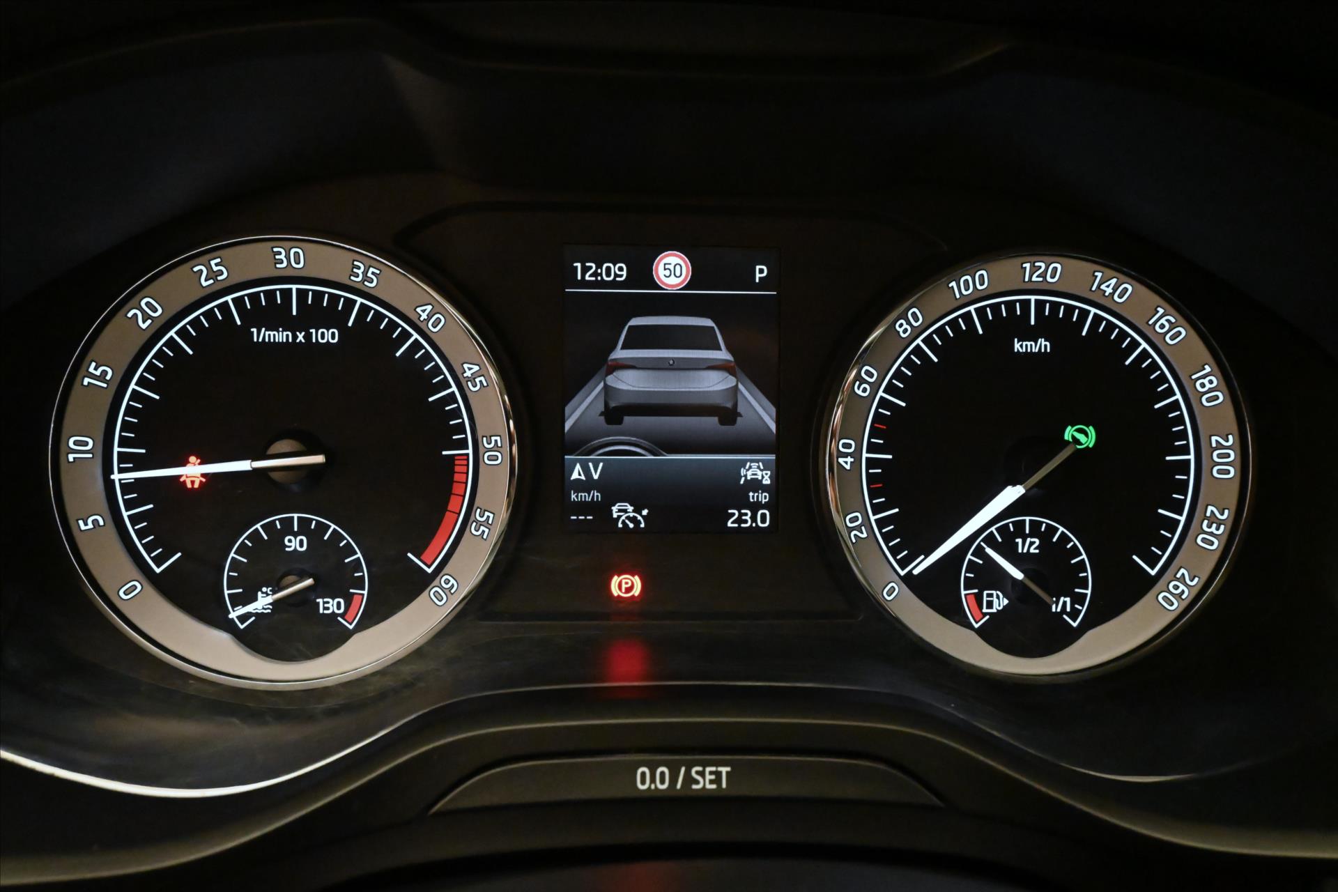 Hlavní fotografie vozu Škoda Kodiaq 2,0 TDI 110 kW DSG 7Míst NAVI Záruka až 5 let (17)