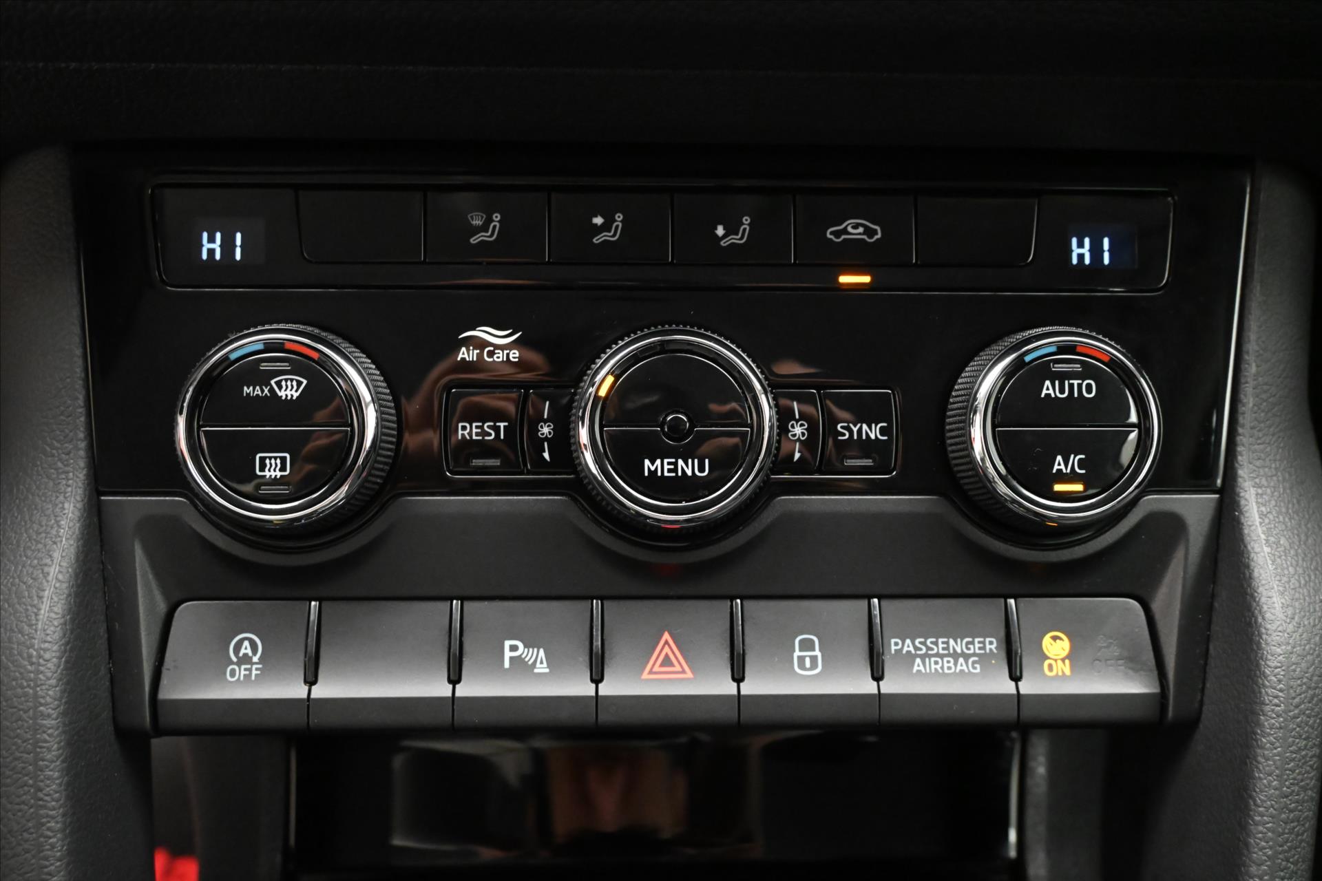 Hlavní fotografie vozu Škoda Kodiaq 2,0 TDI 110 kW DSG 7Míst NAVI Záruka až 5 let (22)