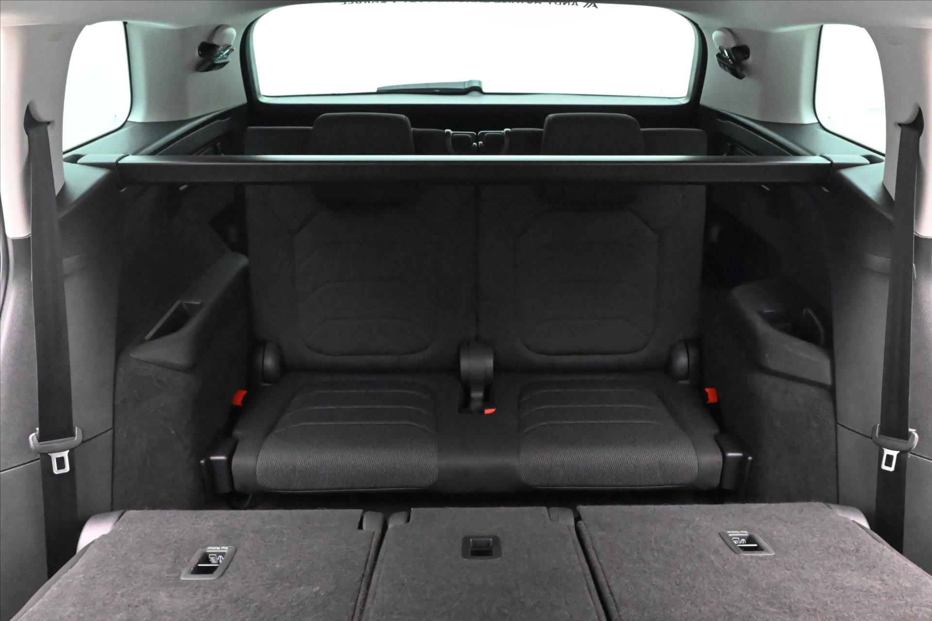 Hlavní fotografie vozu Škoda Kodiaq 2,0 TDI 110 kW DSG 7Míst NAVI Záruka až 5 let (29)