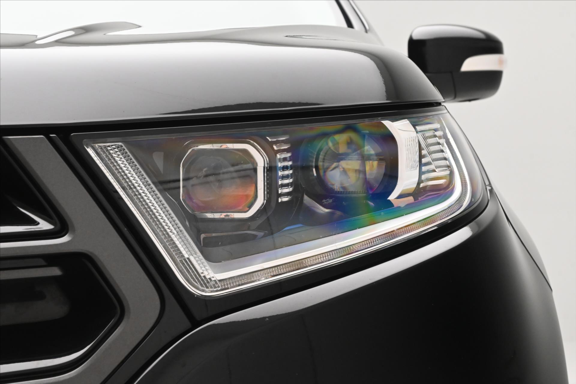 Hlavní fotografie vozu Ford Edge 2,0 TDCi 154 kW 4x4 AT6 Panorama Záruka až 5 let (26)