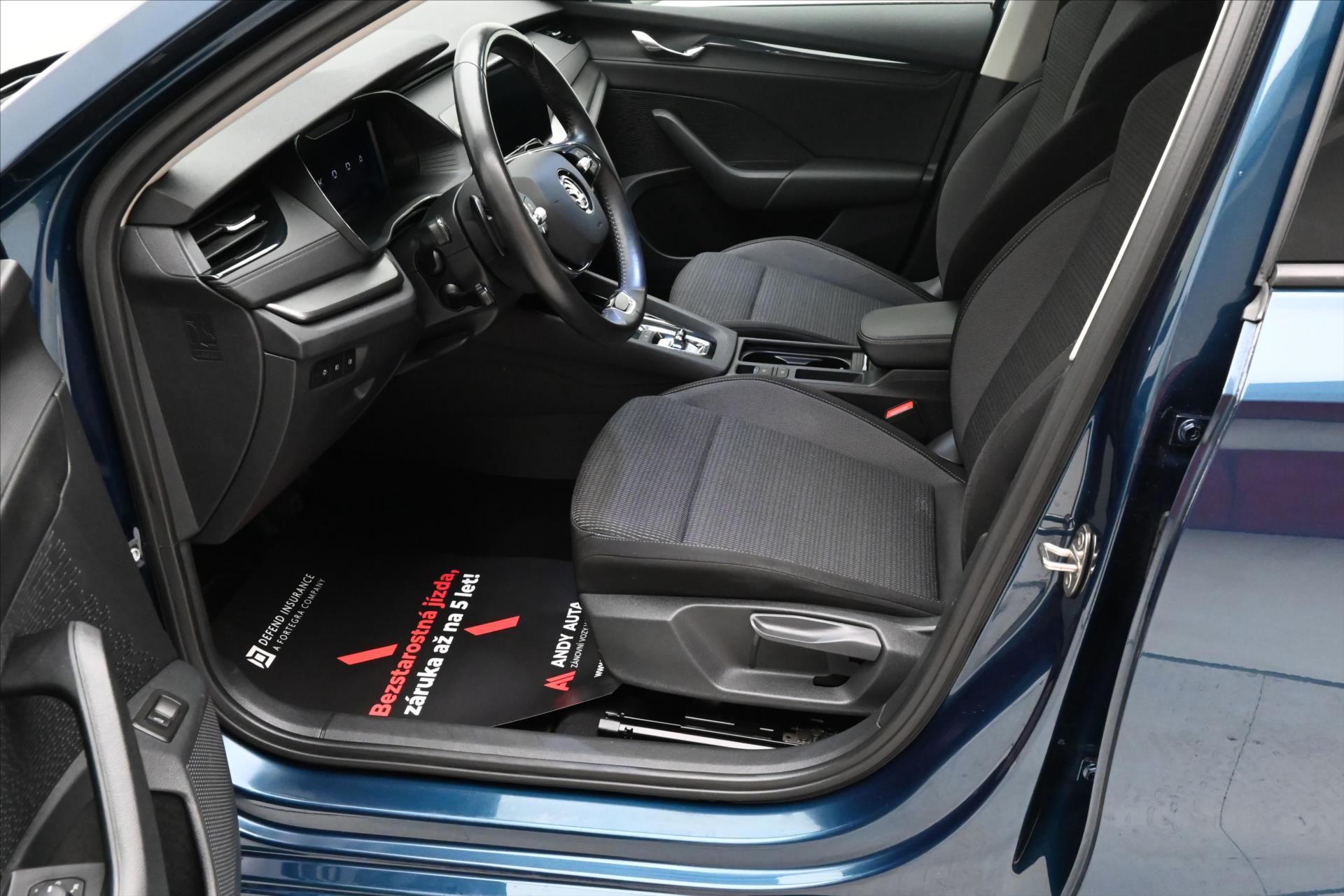 Hlavní fotografie vozu Škoda Octavia 2,0 TDI 110 kW DSG Business Záruka až 5 let (13)