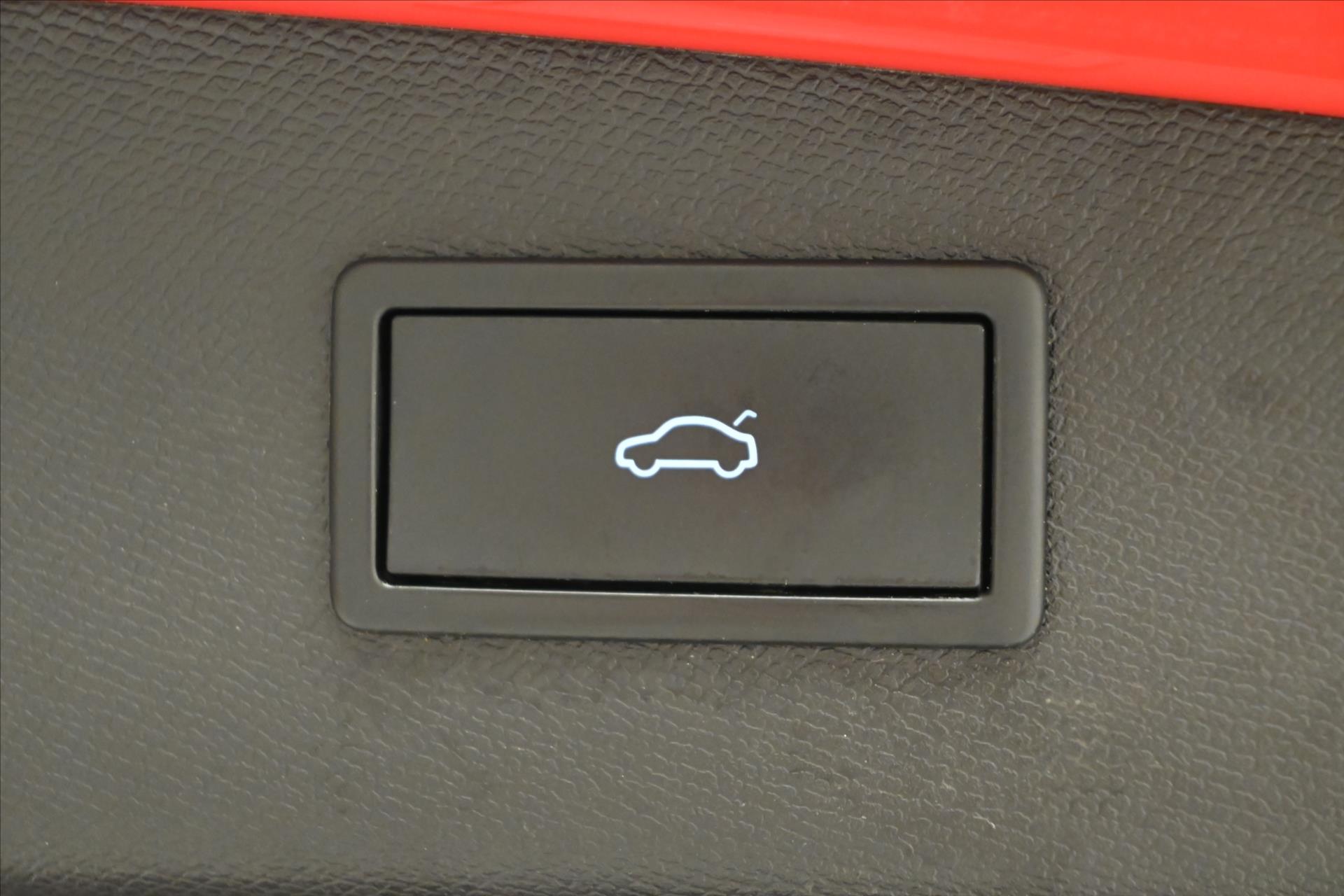 Hlavní fotografie vozu Seat Leon 1,4 FR TSI 150 kW e-Hybrid Záruka až 5 let (26)