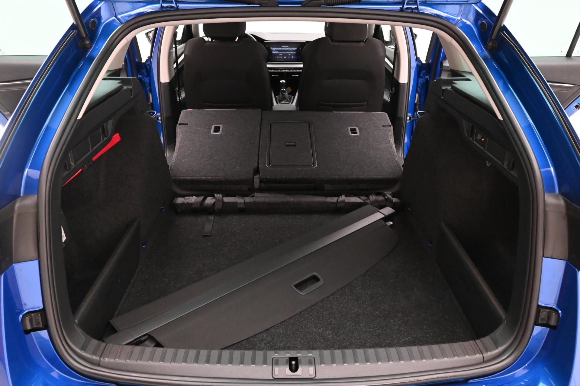 Hlavní fotografie vozu Škoda Octavia 2,0 TDI 110 kW TAŽNÉ Style Záruka až 5 let (11)