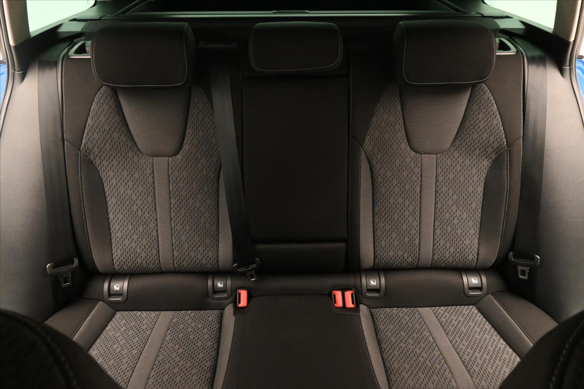 Hlavní fotografie vozu Škoda Octavia 2,0 TDI 110 kW TAŽNÉ Style Záruka až 5 let (27)