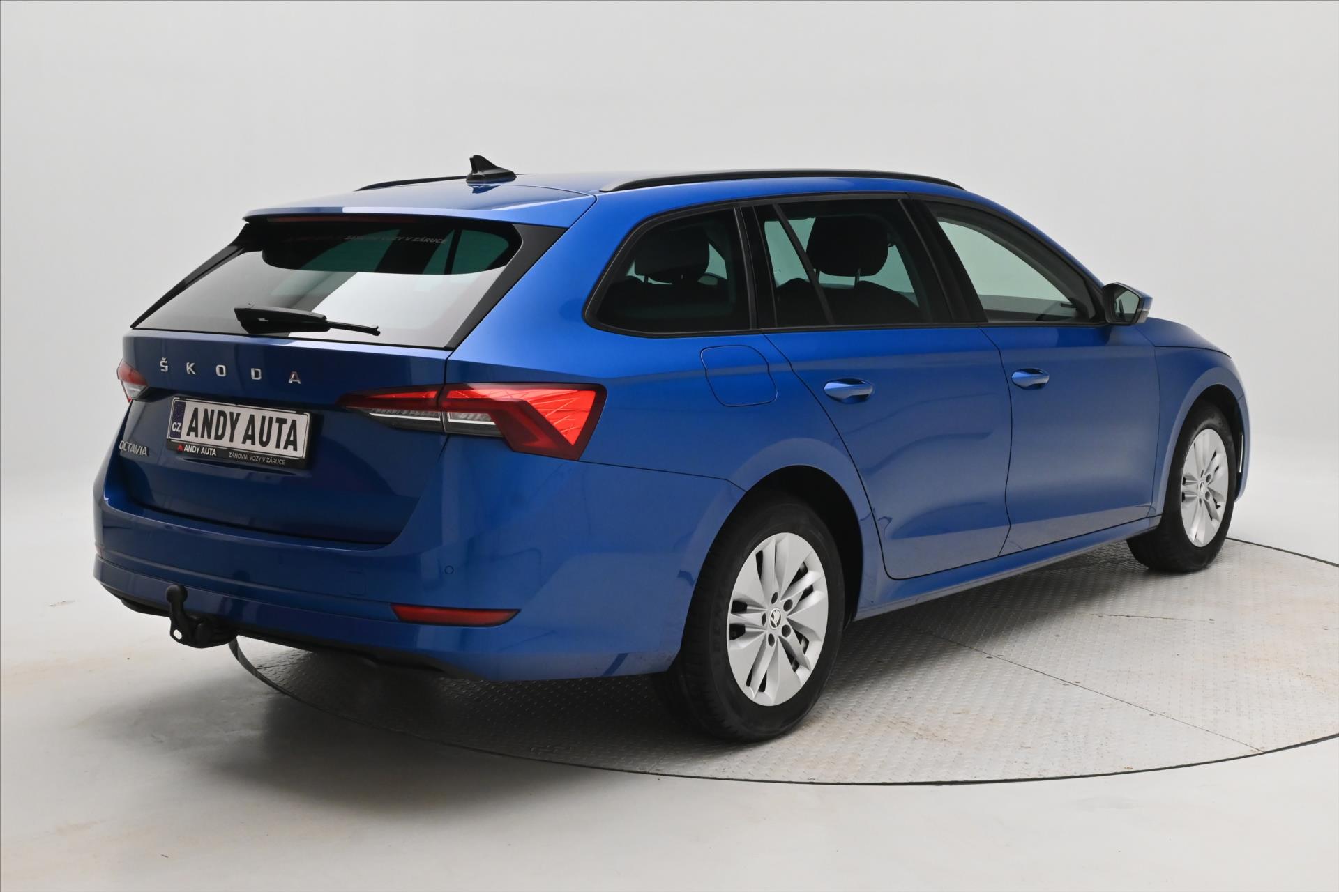 Hlavní fotografie vozu Škoda Octavia 2,0 TDI 110 kW TAŽNÉ Style Záruka až 5 let (5)