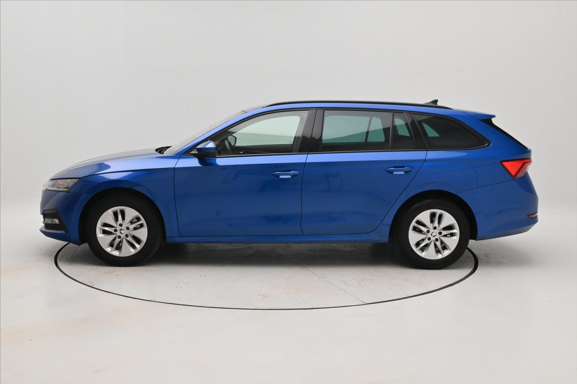 Hlavní fotografie vozu Škoda Octavia 2,0 TDI 110 kW TAŽNÉ Style Záruka až 5 let (8)