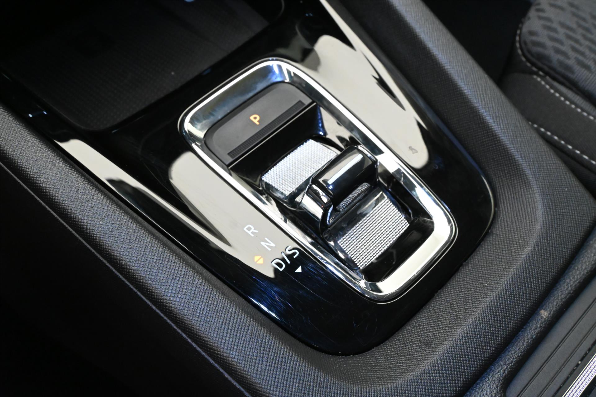 Hlavní fotografie vozu Škoda Octavia 2,0 TDI 110kW DSG Style Záruka až 5 let (24)
