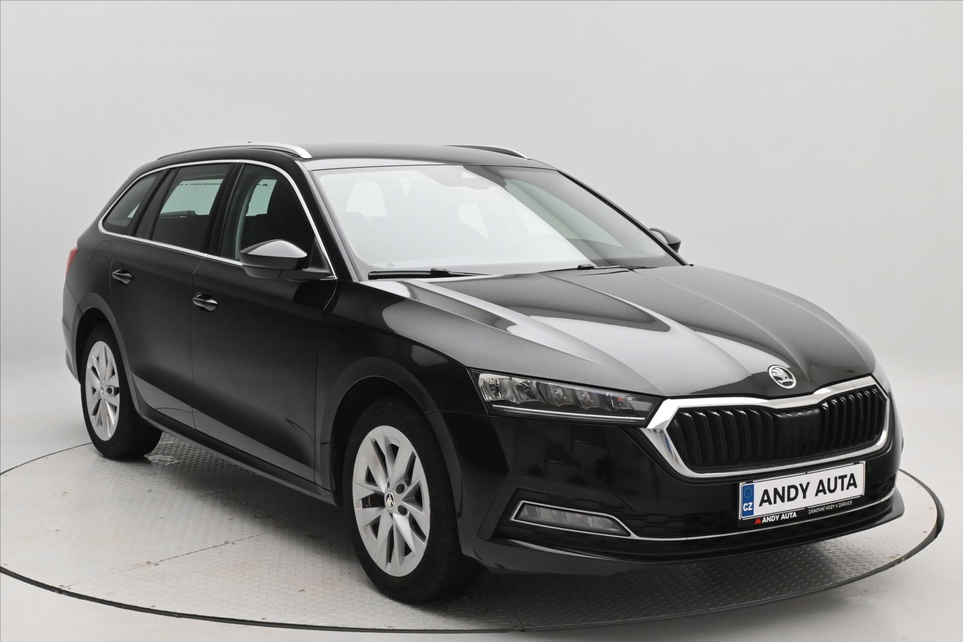 Hlavní fotografie vozu Škoda Octavia 2,0 TDI 110kW DSG Style Záruka až 5 let (3)