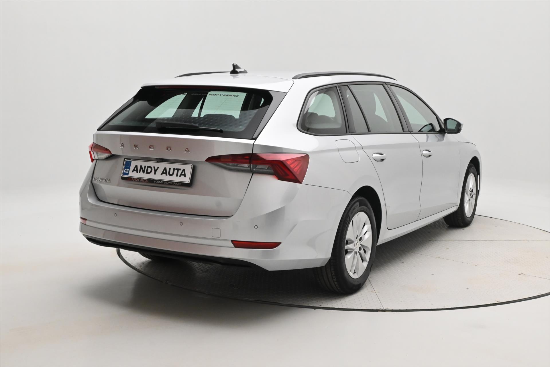 Hlavní fotografie vozu Škoda Octavia 2,0 TDI 110kW DSG Ambition Záruka až 5 let (5)