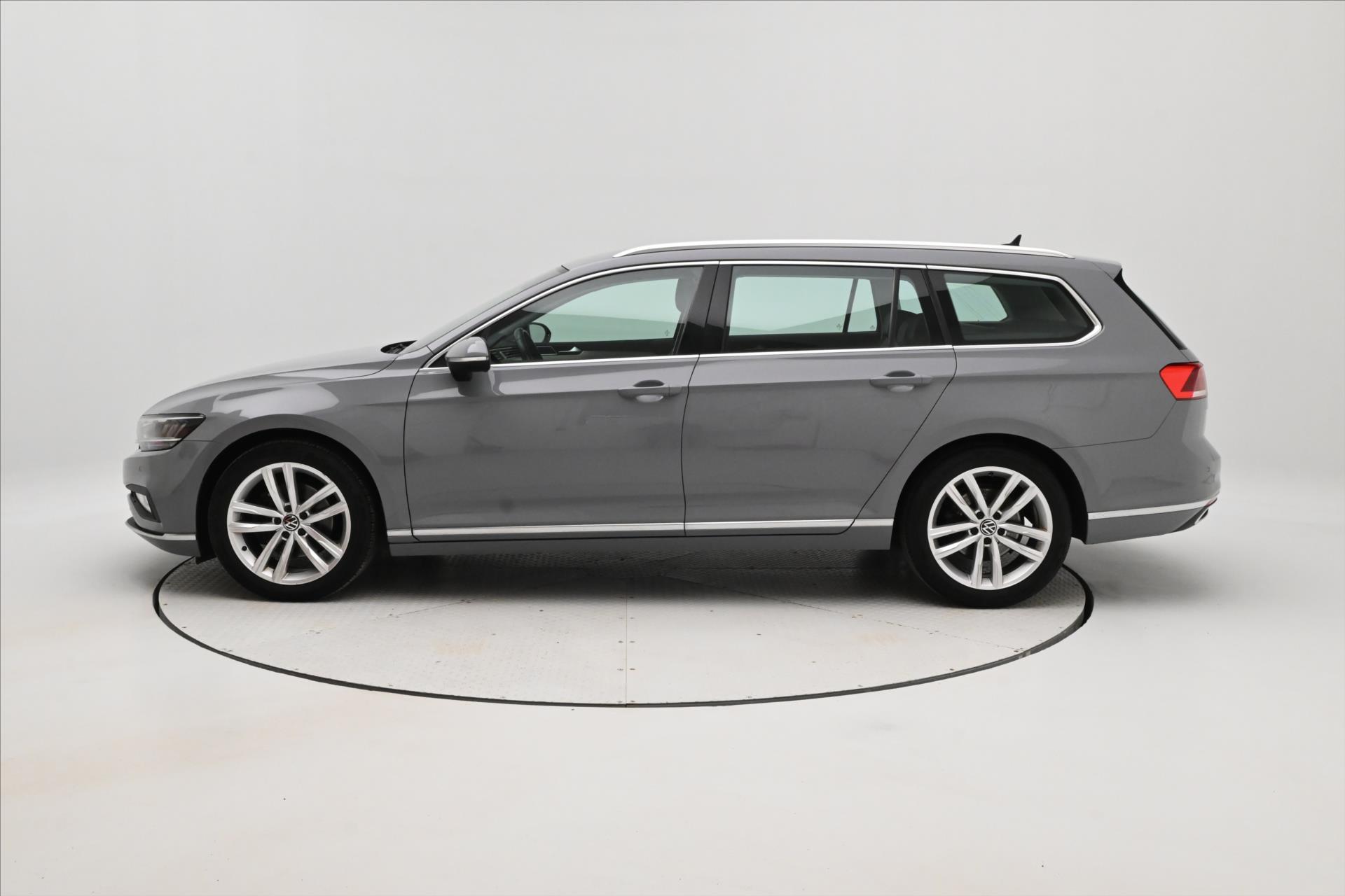 Hlavní fotografie vozu Volkswagen Passat 2,0 TDI 110 kW DSG Elegance Záruka až 5 let (8)