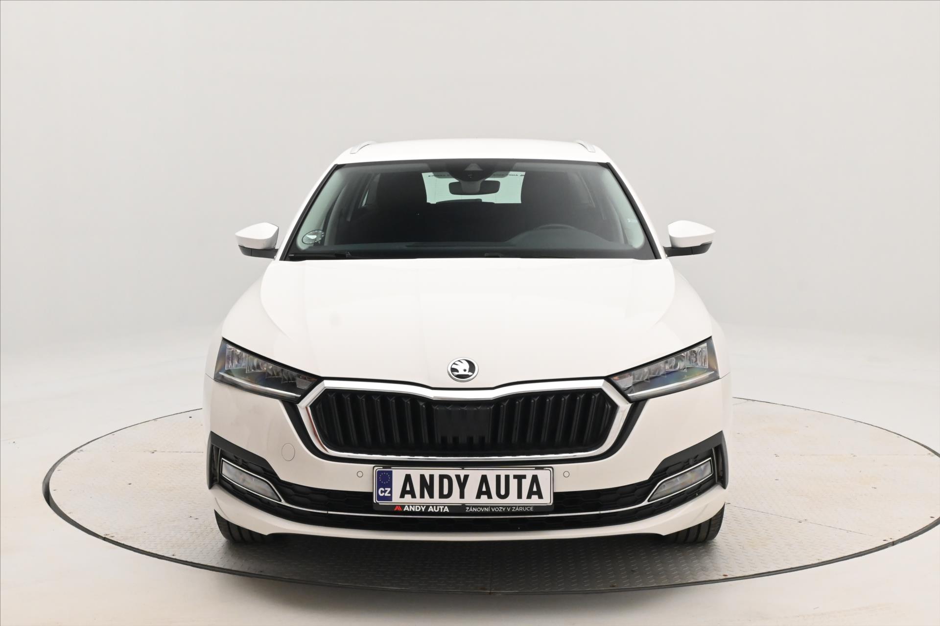 Hlavní fotografie vozu Škoda Octavia 2,0 TDI 110 kW DSG Style Záruka až 5 let (2)