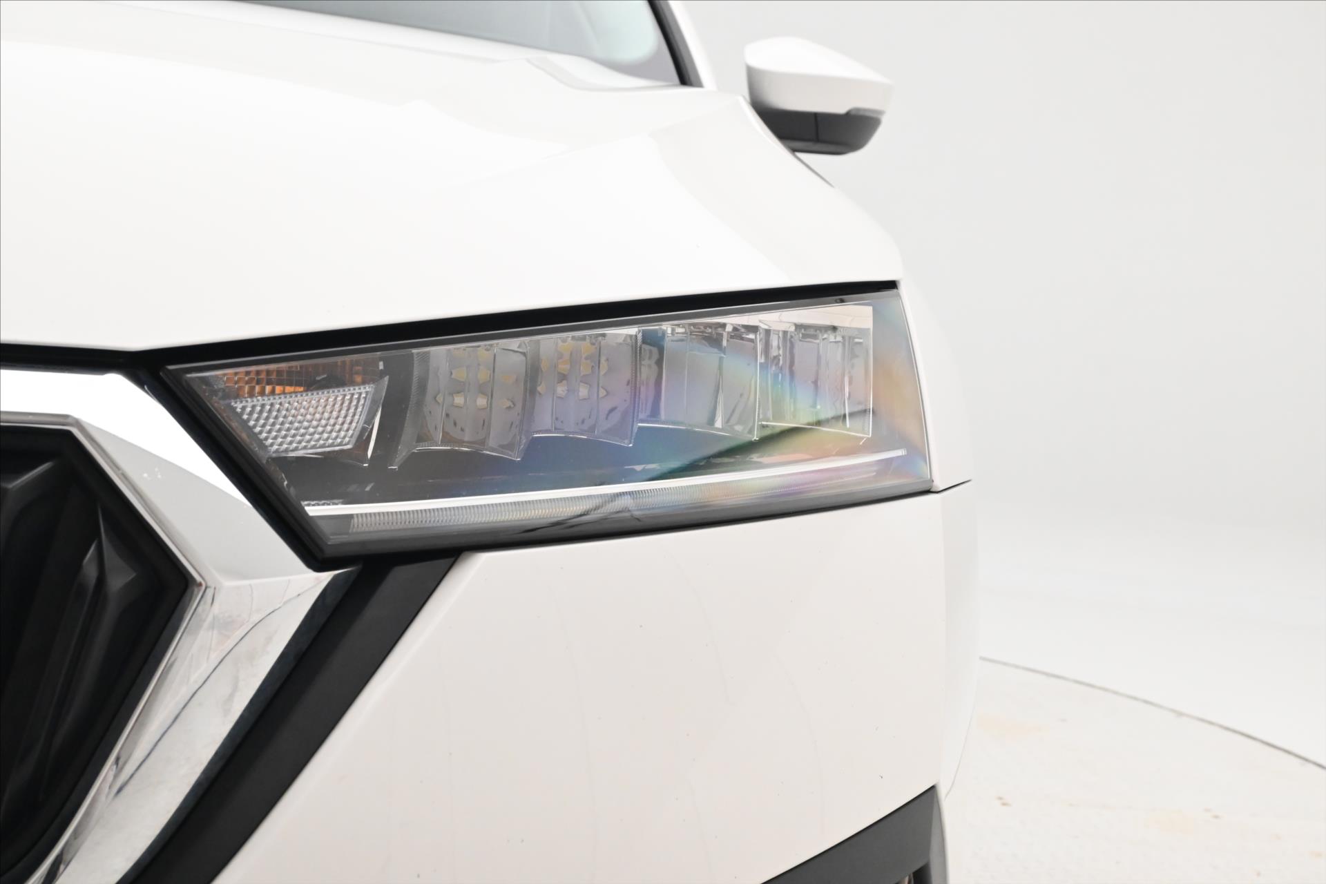 Hlavní fotografie vozu Škoda Octavia 2,0 TDI 110 kW DSG Style Záruka až 5 let (30)