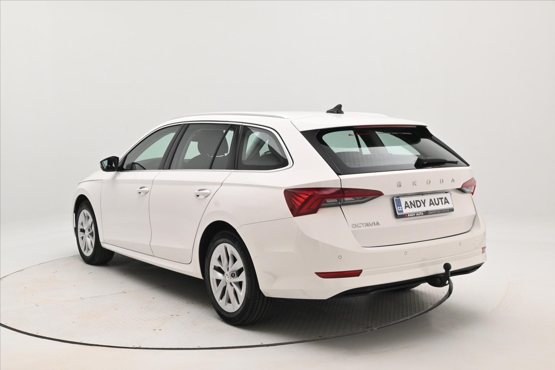 Hlavní fotografie vozu Škoda Octavia 2,0 TDI 110 kW DSG Style Záruka až 5 let (7)