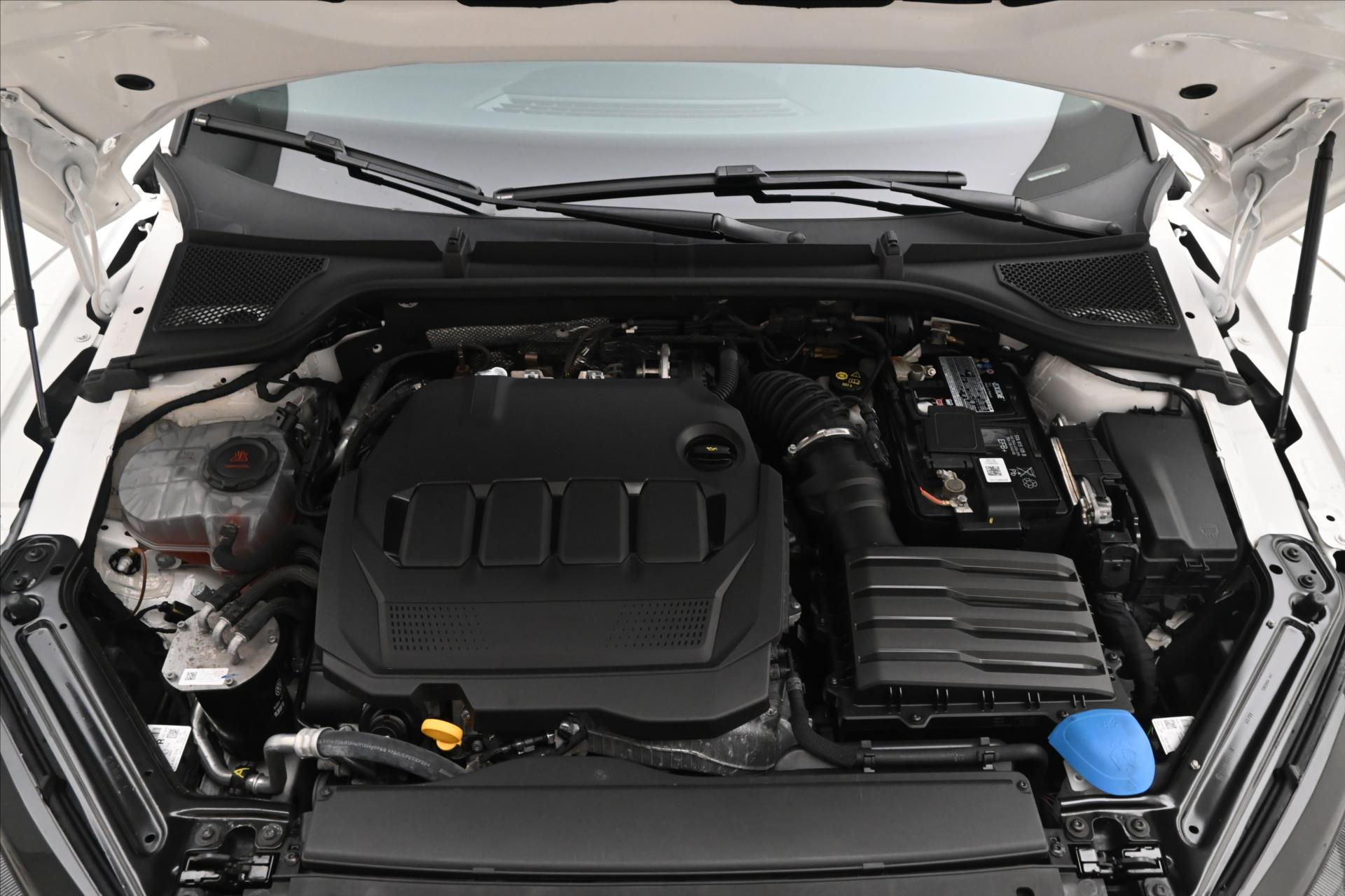 Hlavní fotografie vozu Škoda Octavia 2,0 TDI 110 kW DSG Style Záruka až 5 let (9)