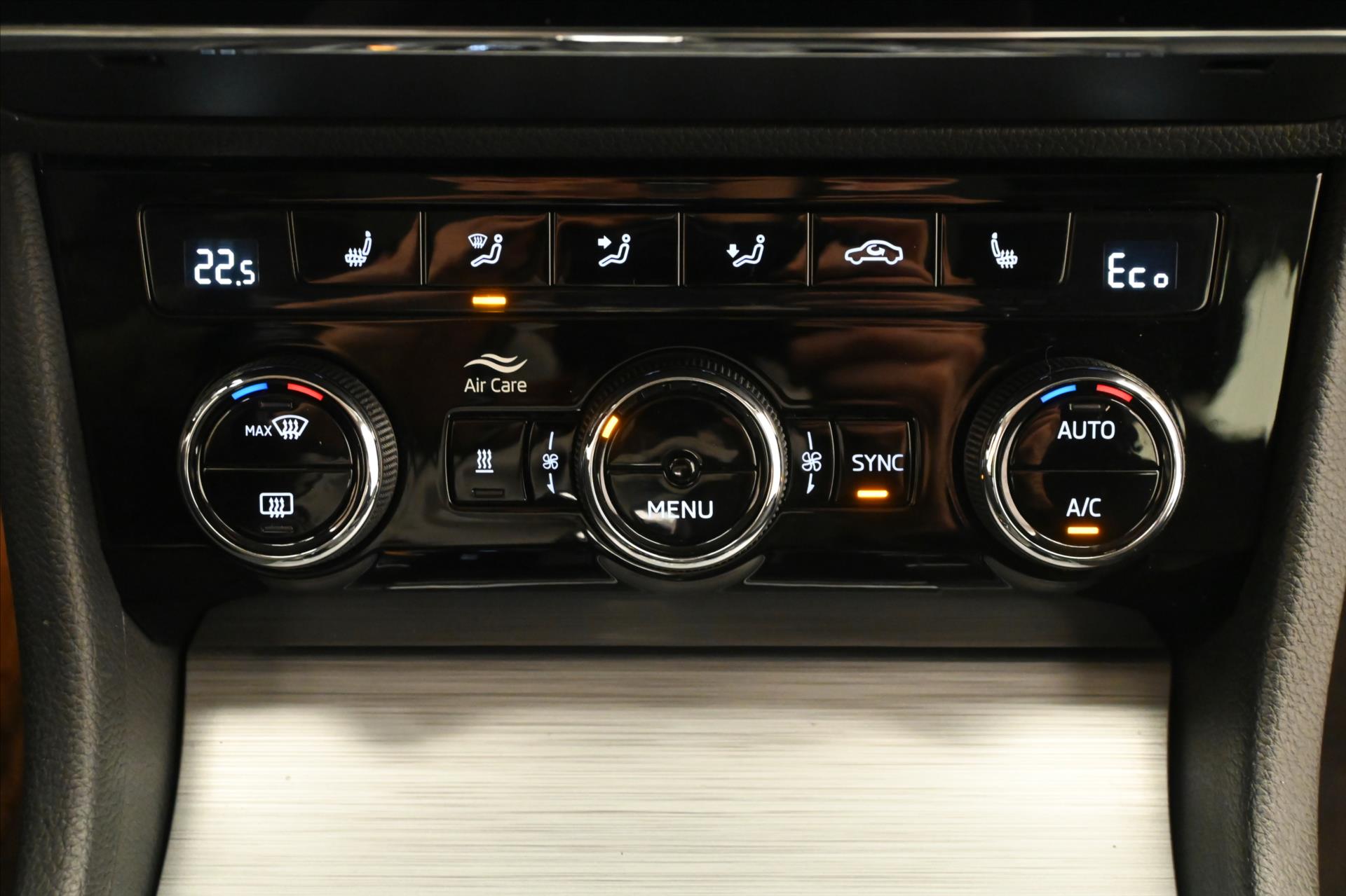 Hlavní fotografie vozu Škoda Superb 1,4 TSI iV 160KW DSG Ambition Záruka až 5 let (21)