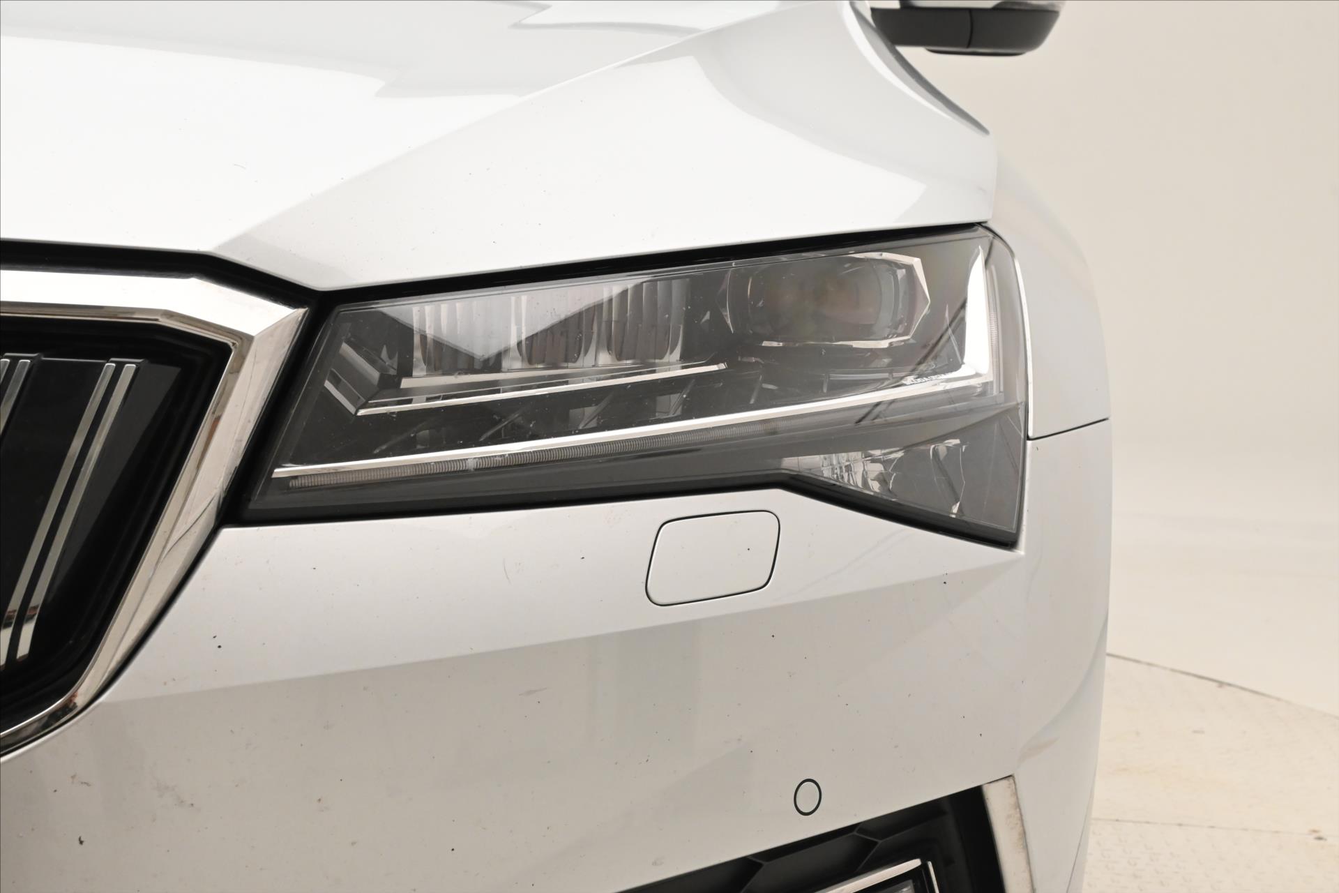 Hlavní fotografie vozu Škoda Superb 1,4 TSI iV 160KW DSG Ambition Záruka až 5 let (29)