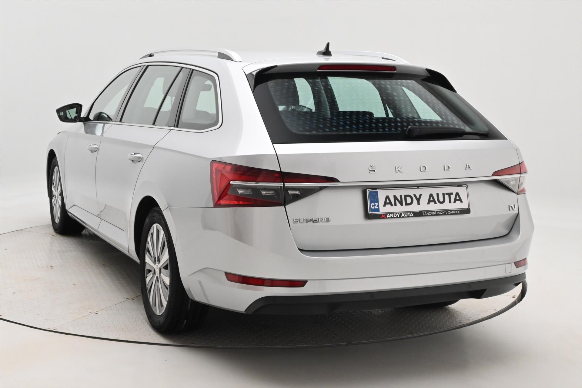 Hlavní fotografie vozu Škoda Superb 1,4 TSI iV 160KW DSG Ambition Záruka až 5 let (7)