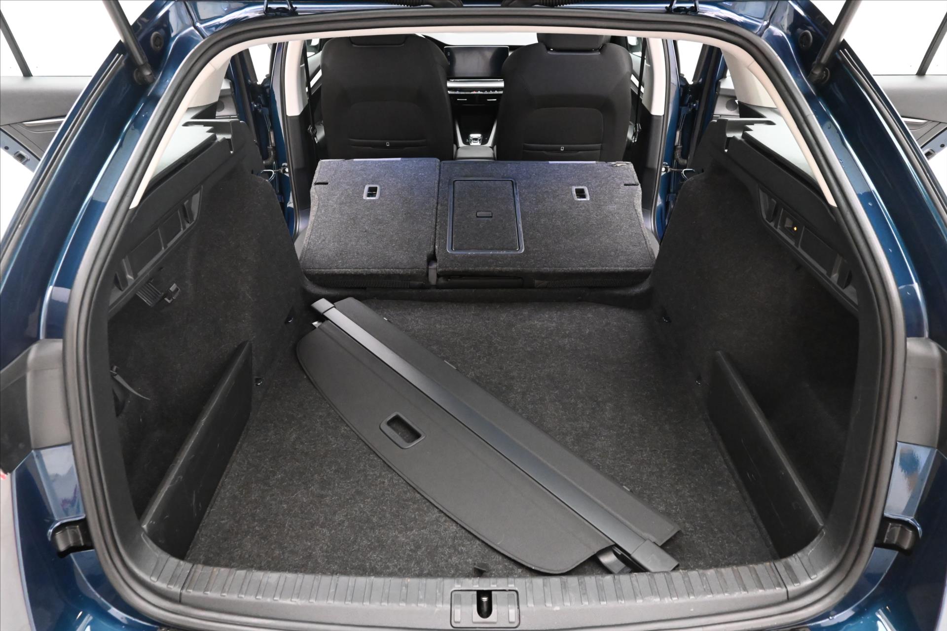 Hlavní fotografie vozu Škoda Octavia 2,0 TDI 110 kW DSG Business Záruka až 5 let (11)