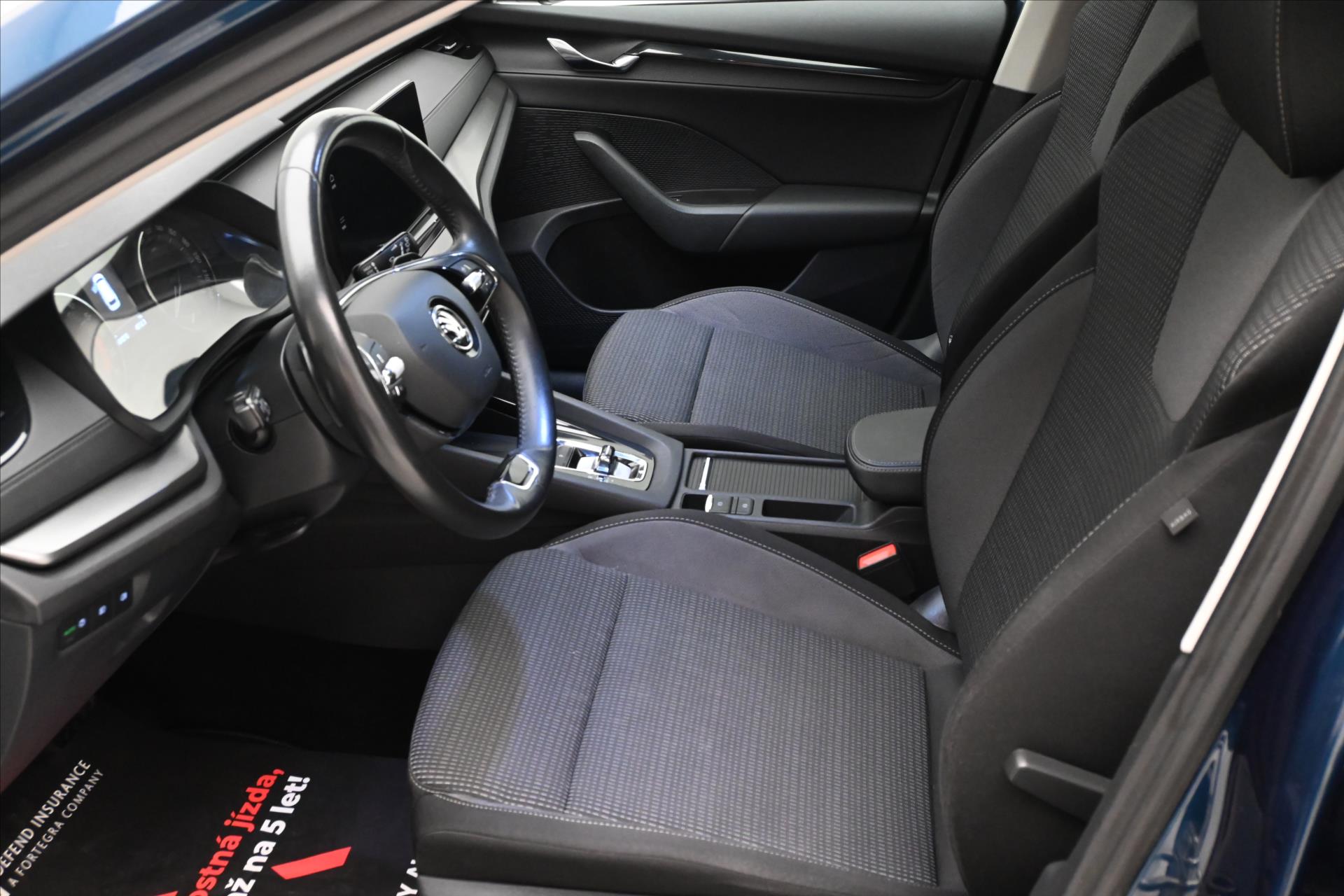 Hlavní fotografie vozu Škoda Octavia 2,0 TDI 110 kW DSG Business Záruka až 5 let (13)