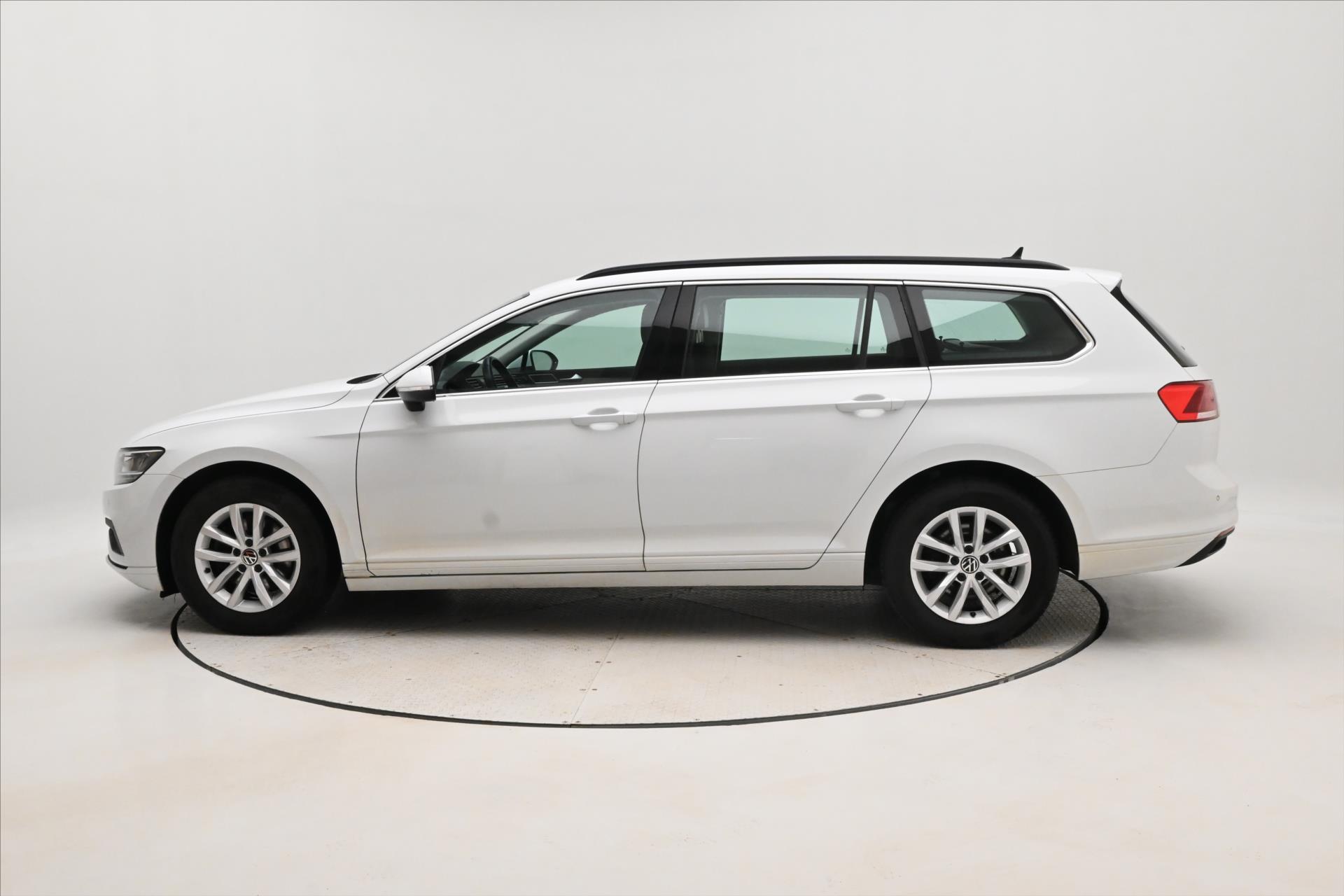 Hlavní fotografie vozu Volkswagen Passat 2,0 TDI 110 kW DSG Business Záruka až 5 let (8)