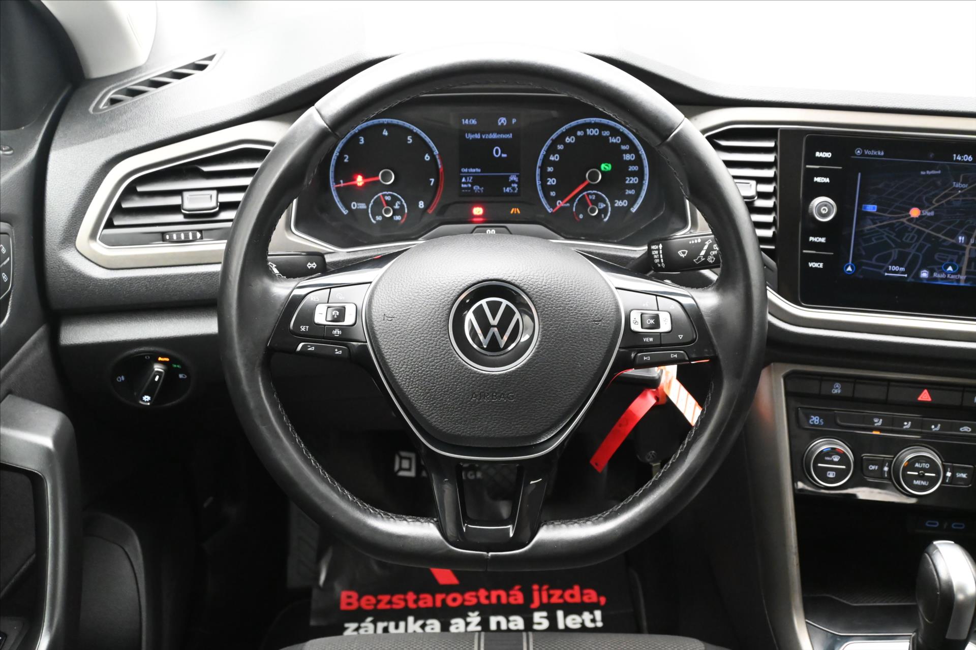 Hlavní fotografie vozu Volkswagen T-Roc 1,5 TSI 110 kW DSG Navi Záruka až 5 let (18)