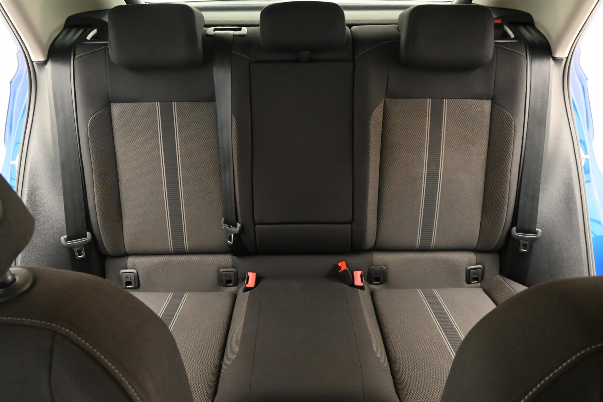 Hlavní fotografie vozu Volkswagen T-Roc 1,5 TSI 110 kW DSG Navi Záruka až 5 let (27)