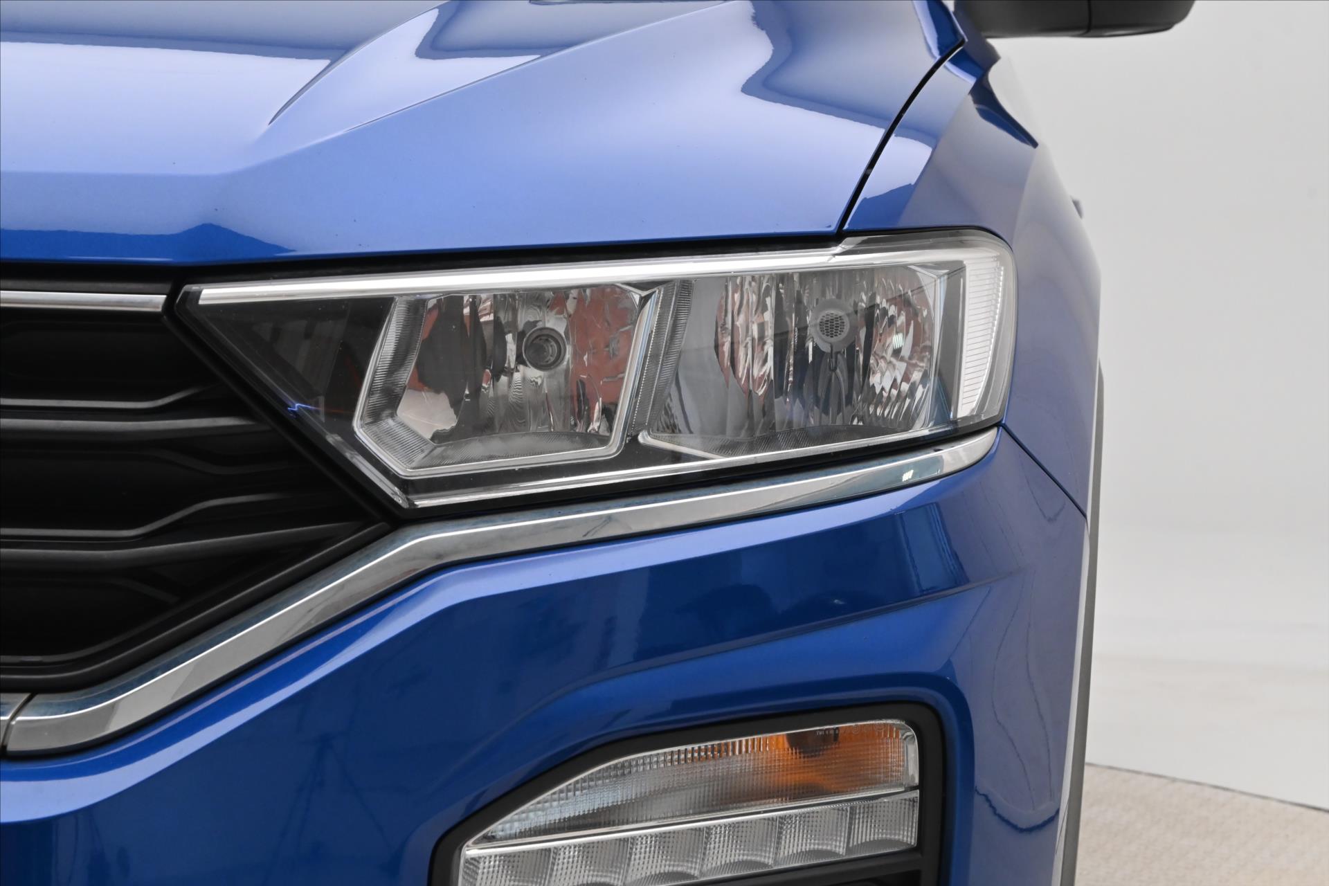 Hlavní fotografie vozu Volkswagen T-Roc 1,5 TSI 110 kW DSG Navi Záruka až 5 let (28)