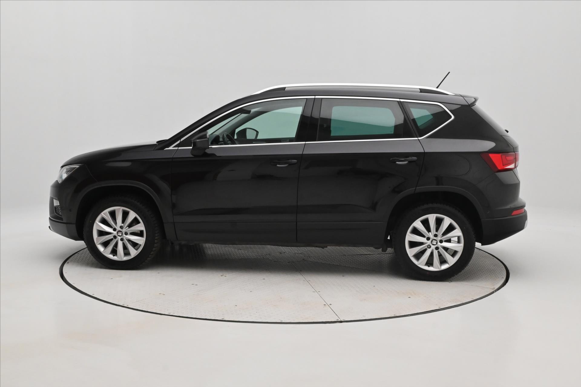 Hlavní fotografie vozu Seat Ateca 1,6 TDi 85kW ALCANTARA LED Záruka až 5 let (8)