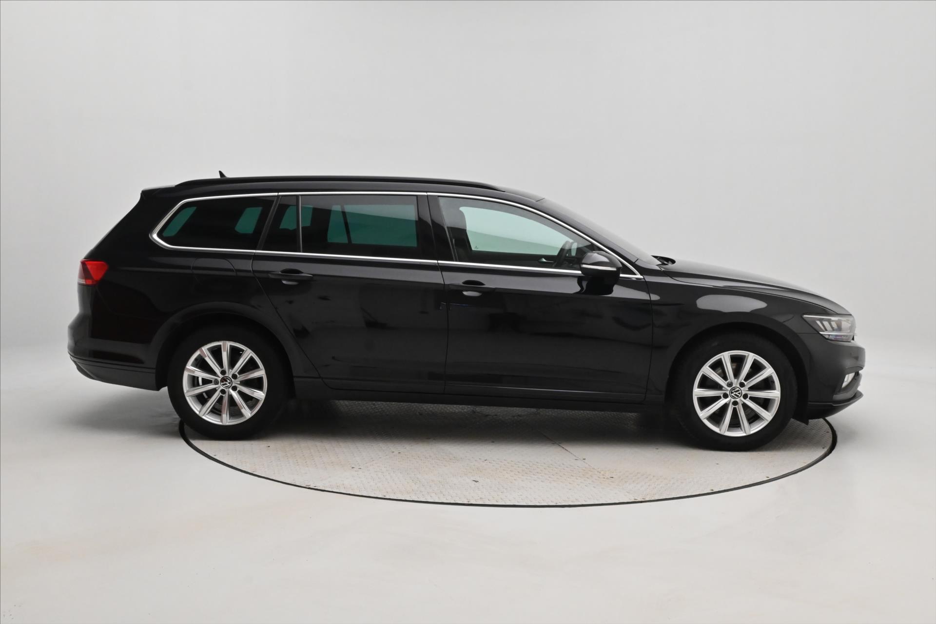 Hlavní fotografie vozu Volkswagen Passat 2,0 TDI 110 KW Business Záruka až 5 let (4)
