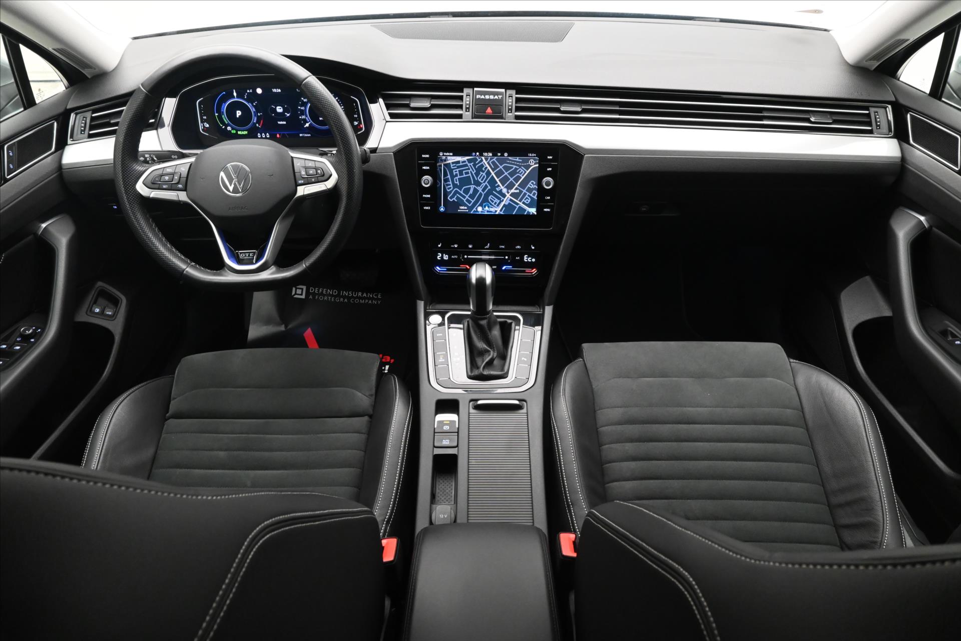 Hlavní fotografie vozu Volkswagen Passat 1,4 TSI GTE 160 kW DSG Highline Záruka až 5 let (15)