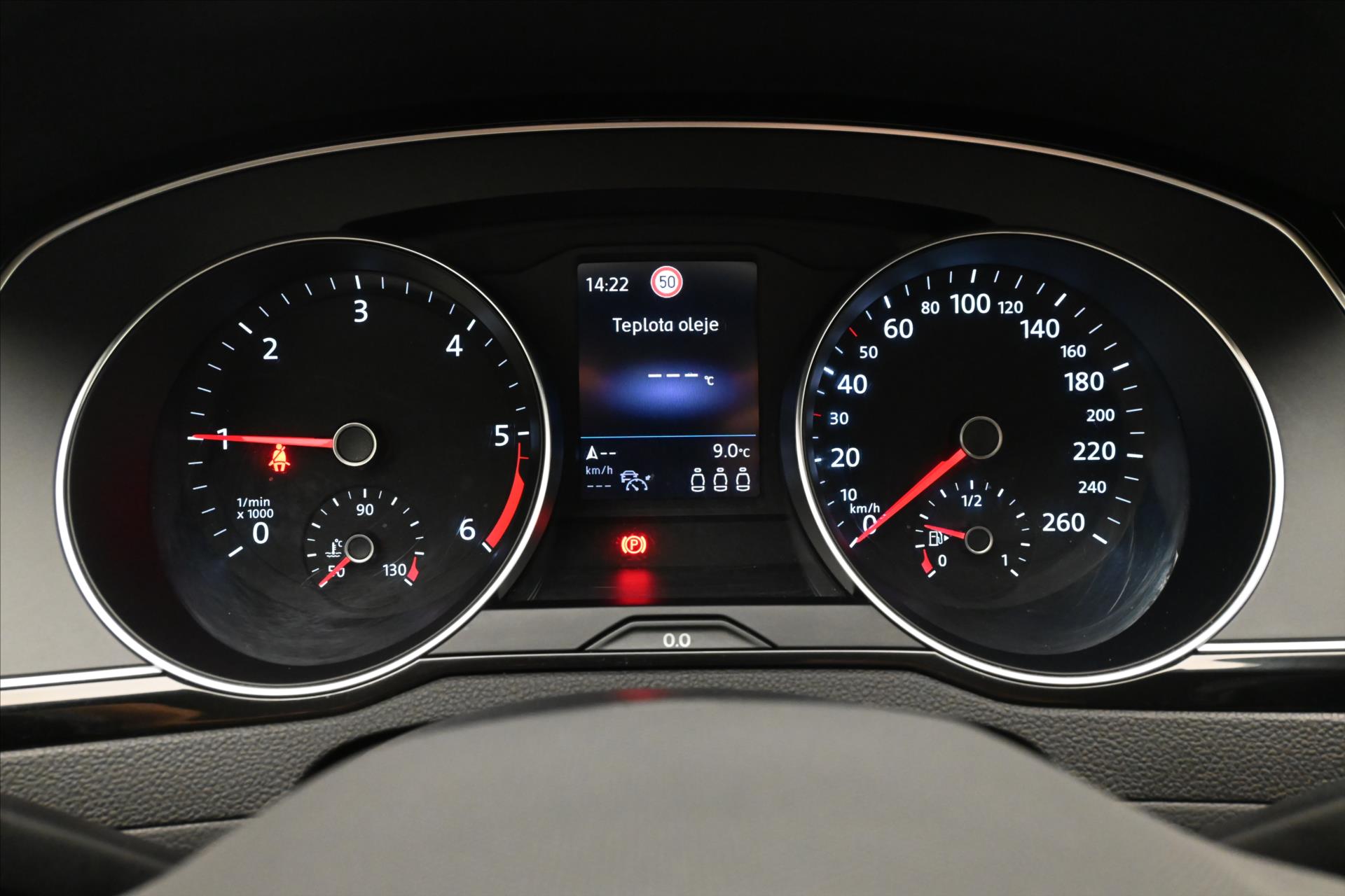 Hlavní fotografie vozu Volkswagen Passat 2,0 TDI 110 kW Business Záruka až 5 let (16)