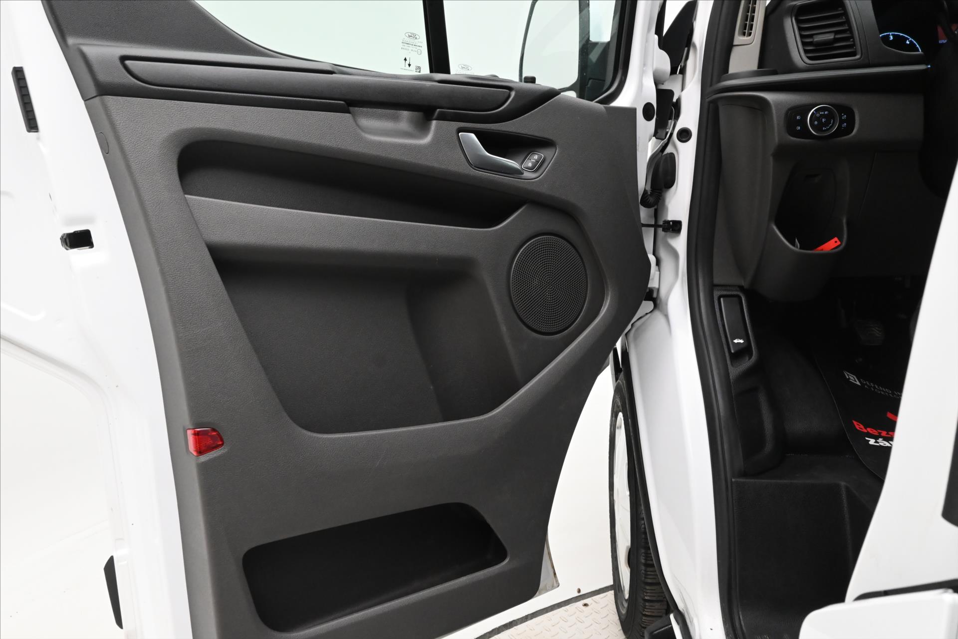 Main photo of the car Ford Transit Custom 2.0 ECOBLUE 96KW L2H1 Warranty up to 5 years (23)