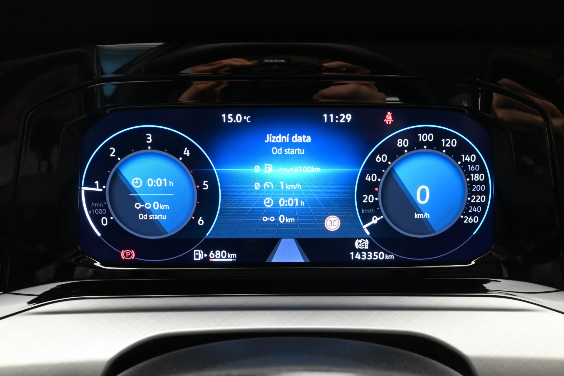 Hlavní fotografie vozu Volkswagen Golf 2,0 TDI 110kW Business LED Záruka až 5 let (16)