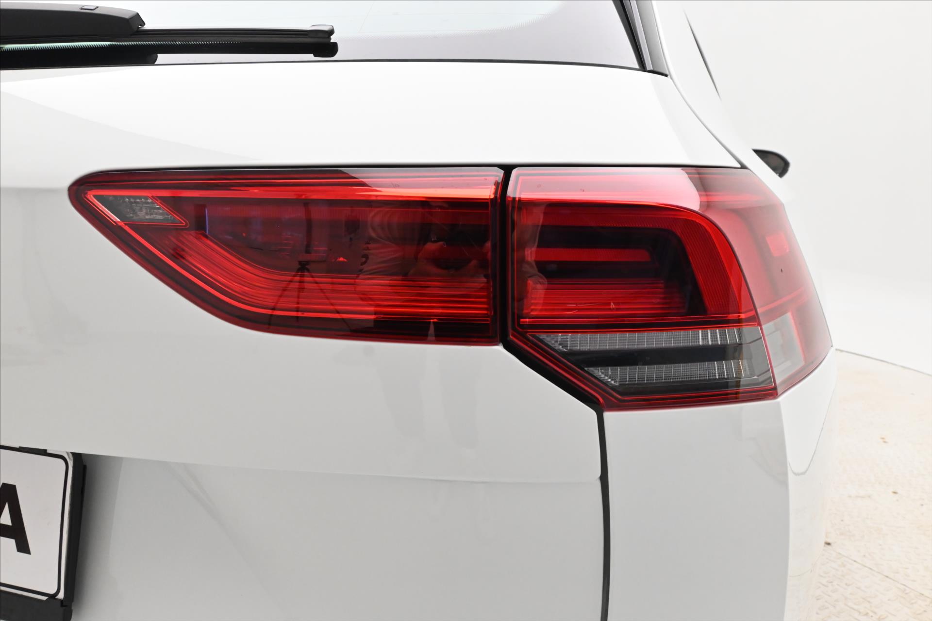 Hlavní fotografie vozu Volkswagen Golf 2,0 TDI 110kW Business LED Záruka až 5 let (30)