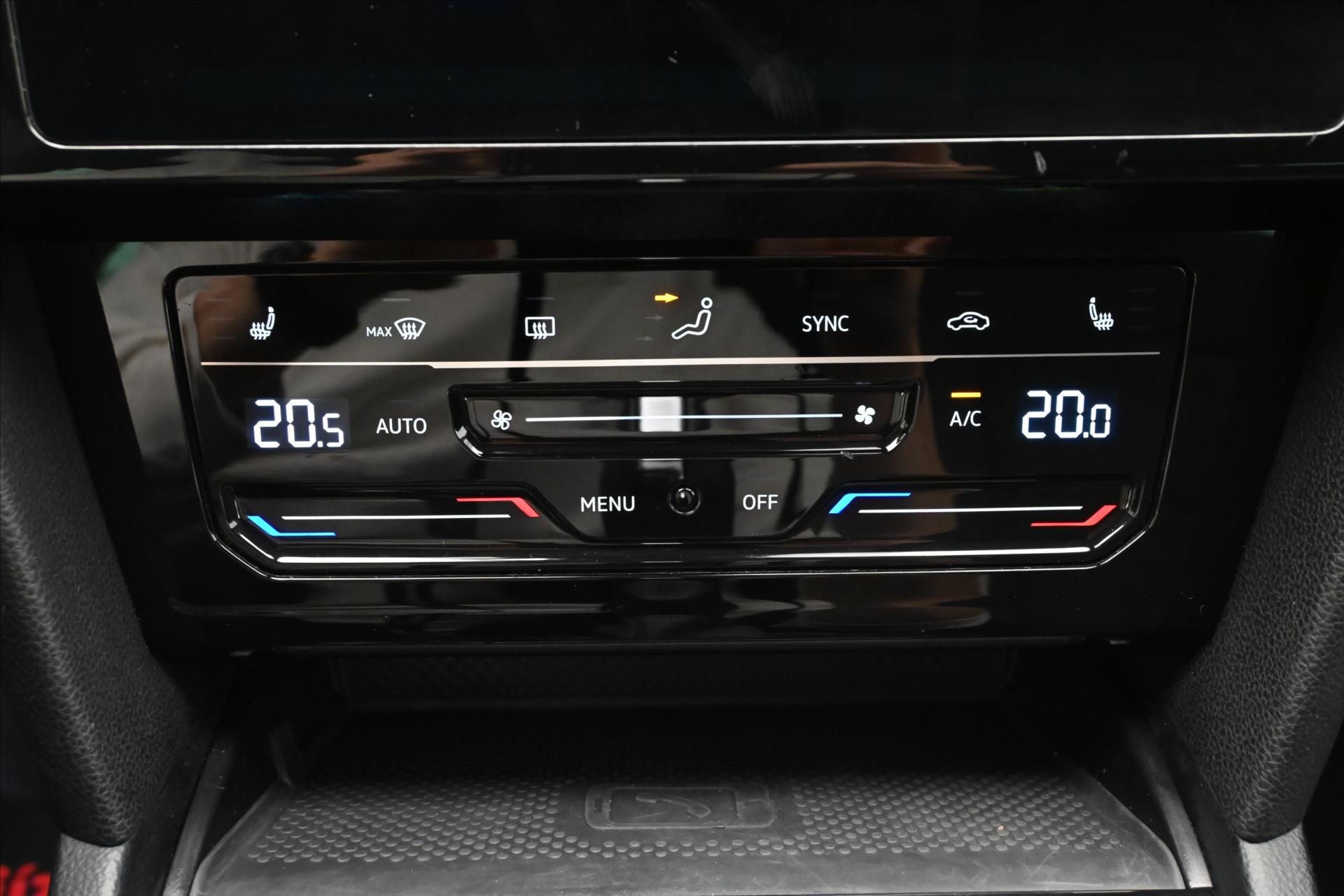 Hlavní fotografie vozu Volkswagen Passat 2,0 TDI 110kW DSG Business Záruka až 5 let (21)