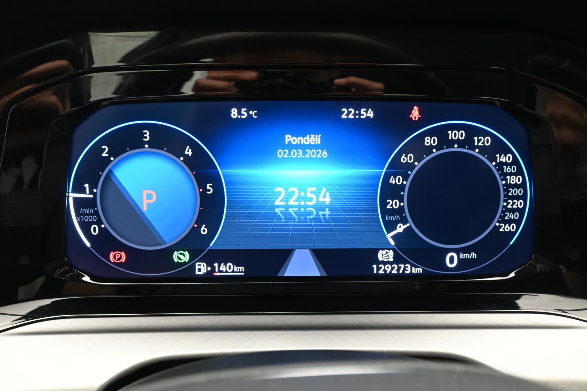 Hlavní fotografie vozu Volkswagen Golf 2,0 TDI 110 kW DSG Business Záruka až 5 let (16)