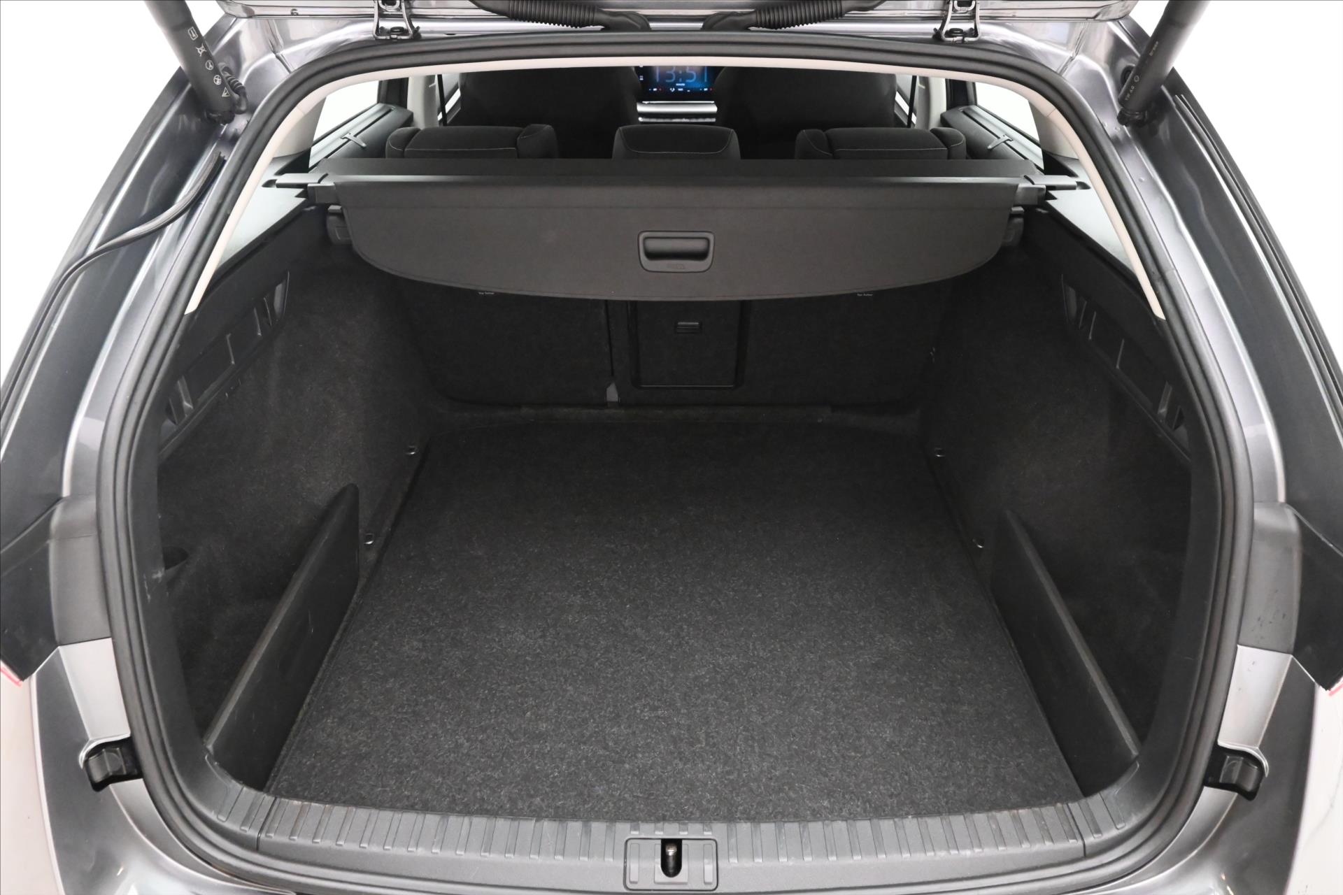Hlavní fotografie vozu Škoda Octavia 2,0 TDI 110 kW DSG STYLE Záruka až 5 let (10)