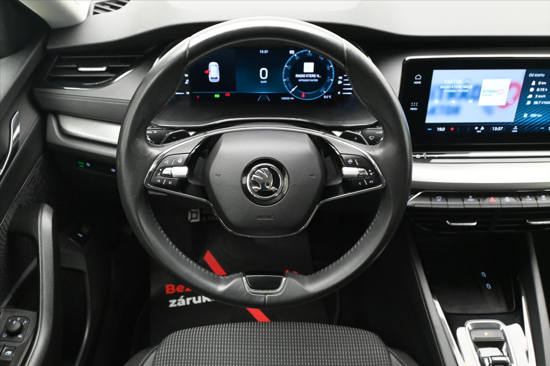 Hlavní fotografie vozu Škoda Octavia 2,0 TDI 110 kW DSG STYLE Záruka až 5 let (18)