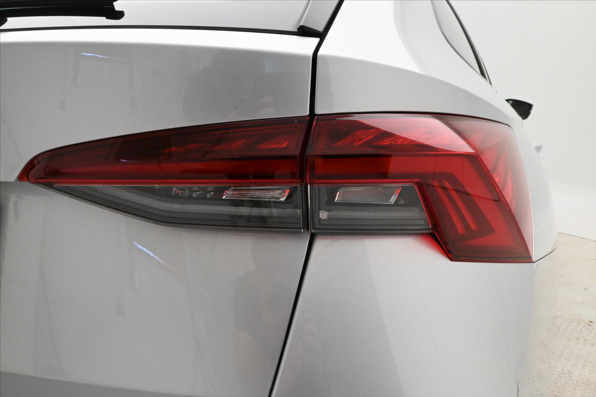 Main photo of the car Skoda Octavia 2.0 TDI 110 kW DSG NAVIGATION Warranty up to 5 years (29)