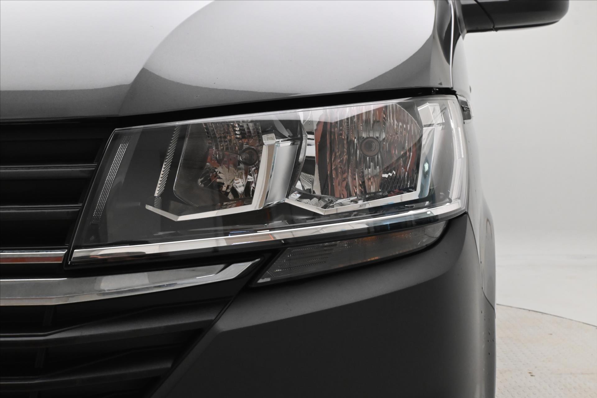 Hlavní fotografie vozu Volkswagen Transporter 2,0 TDI 110kW DSG Navi Záruka až 5 let (28)
