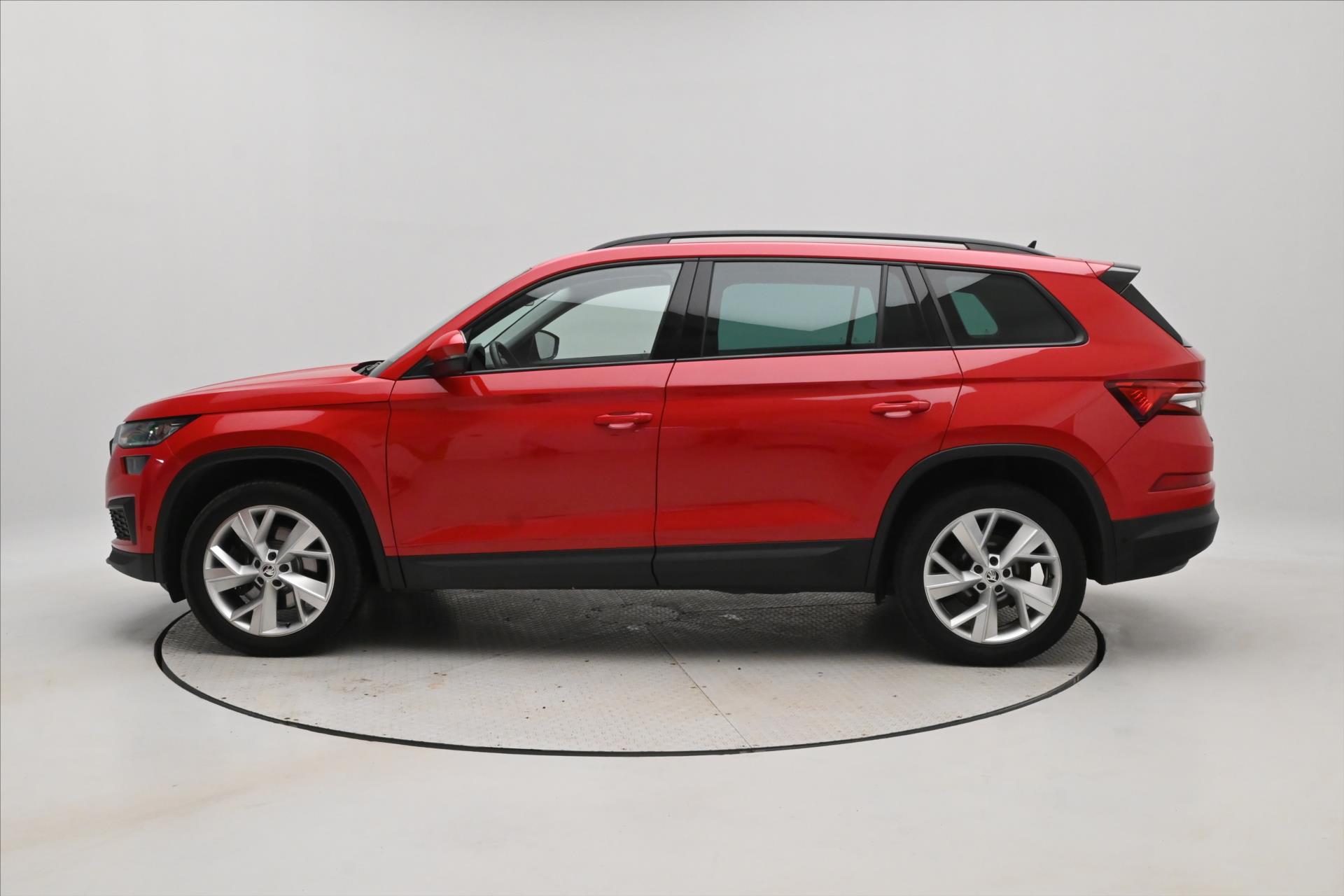 Hlavní fotografie vozu Škoda Kodiaq 2,0 TDI 147kW DSG 4x4 Záruka až 5 let (8)