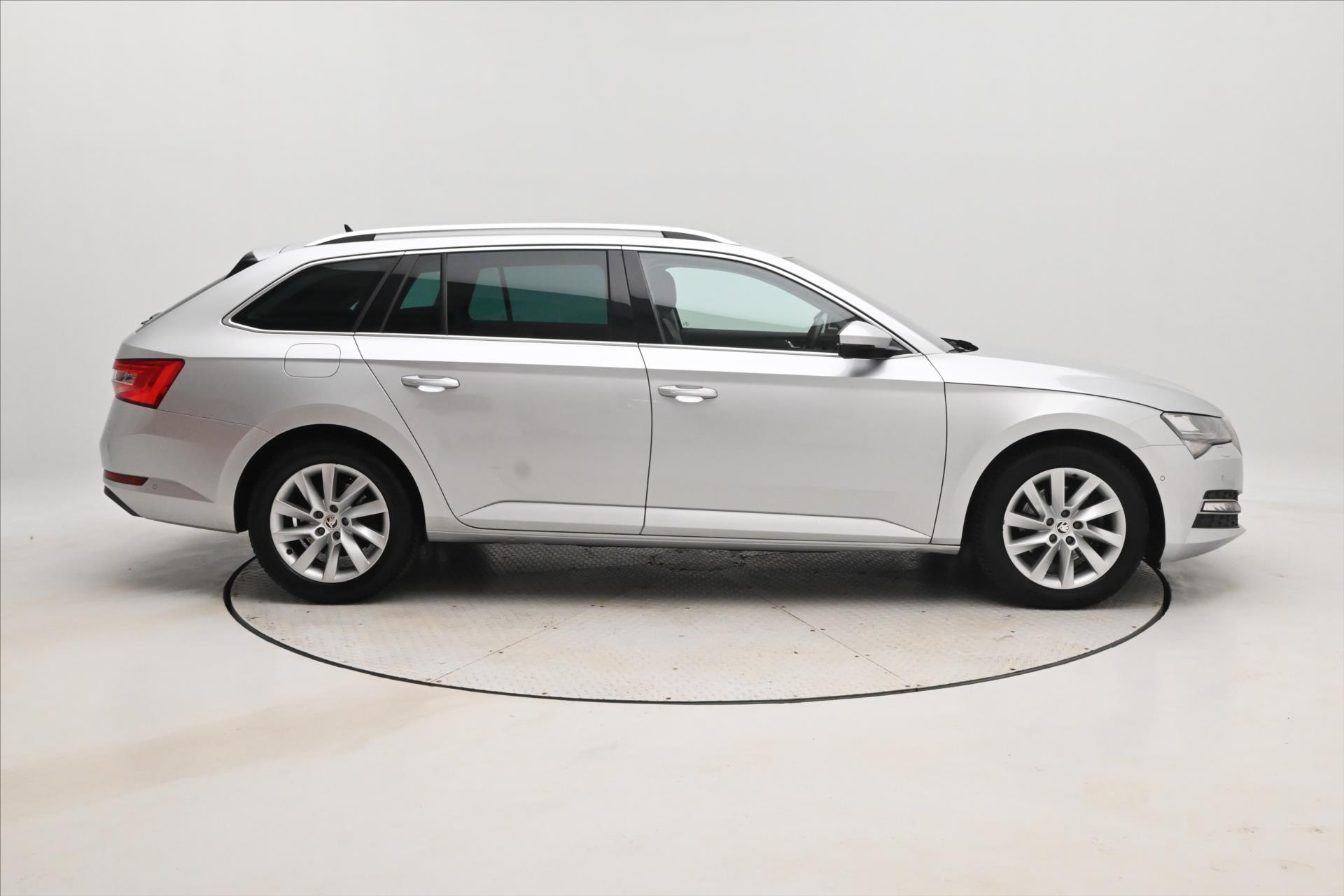Hlavní fotografie vozu Škoda Superb 2,0 TDI 110 kW Style Záruka až 5 let (4)