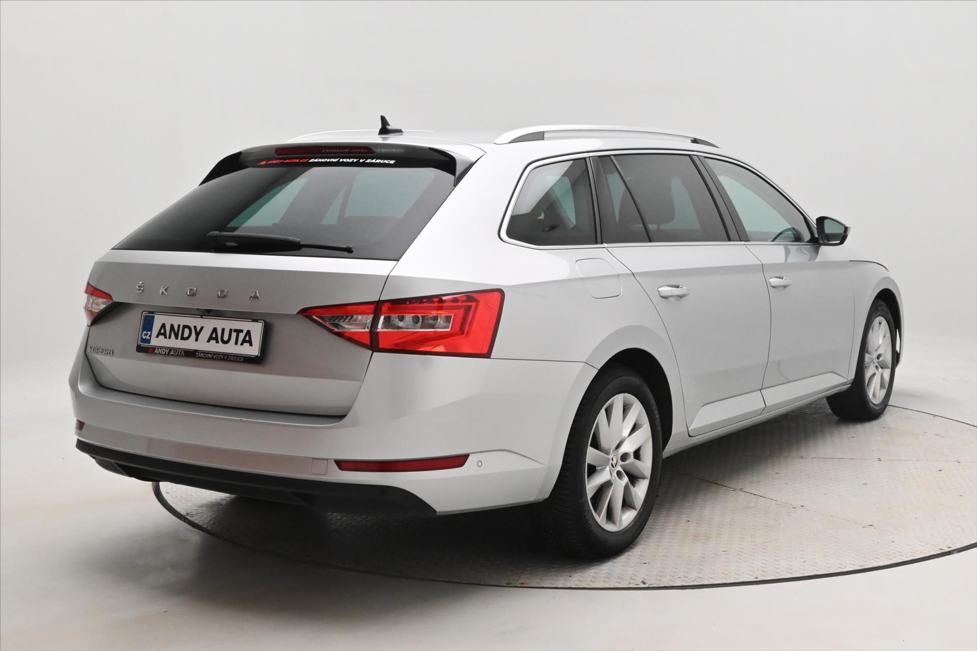 Hlavní fotografie vozu Škoda Superb 2,0 TDI 110 kW Style Záruka až 5 let (5)