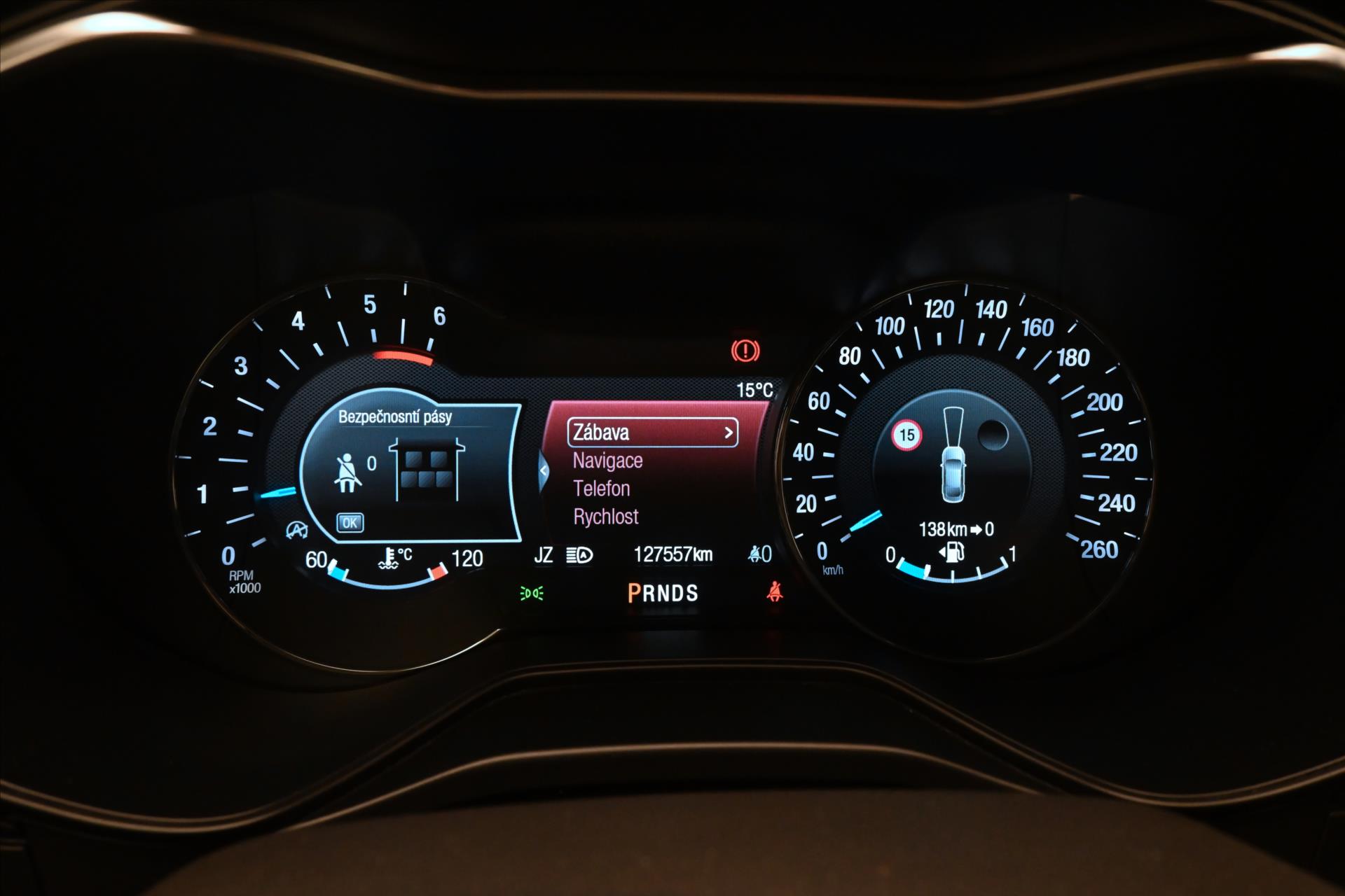 Hlavní fotografie vozu Ford Mondeo 2,0 EcoBlue 140kW AT8 Titanium Záruka až 5 let (17)