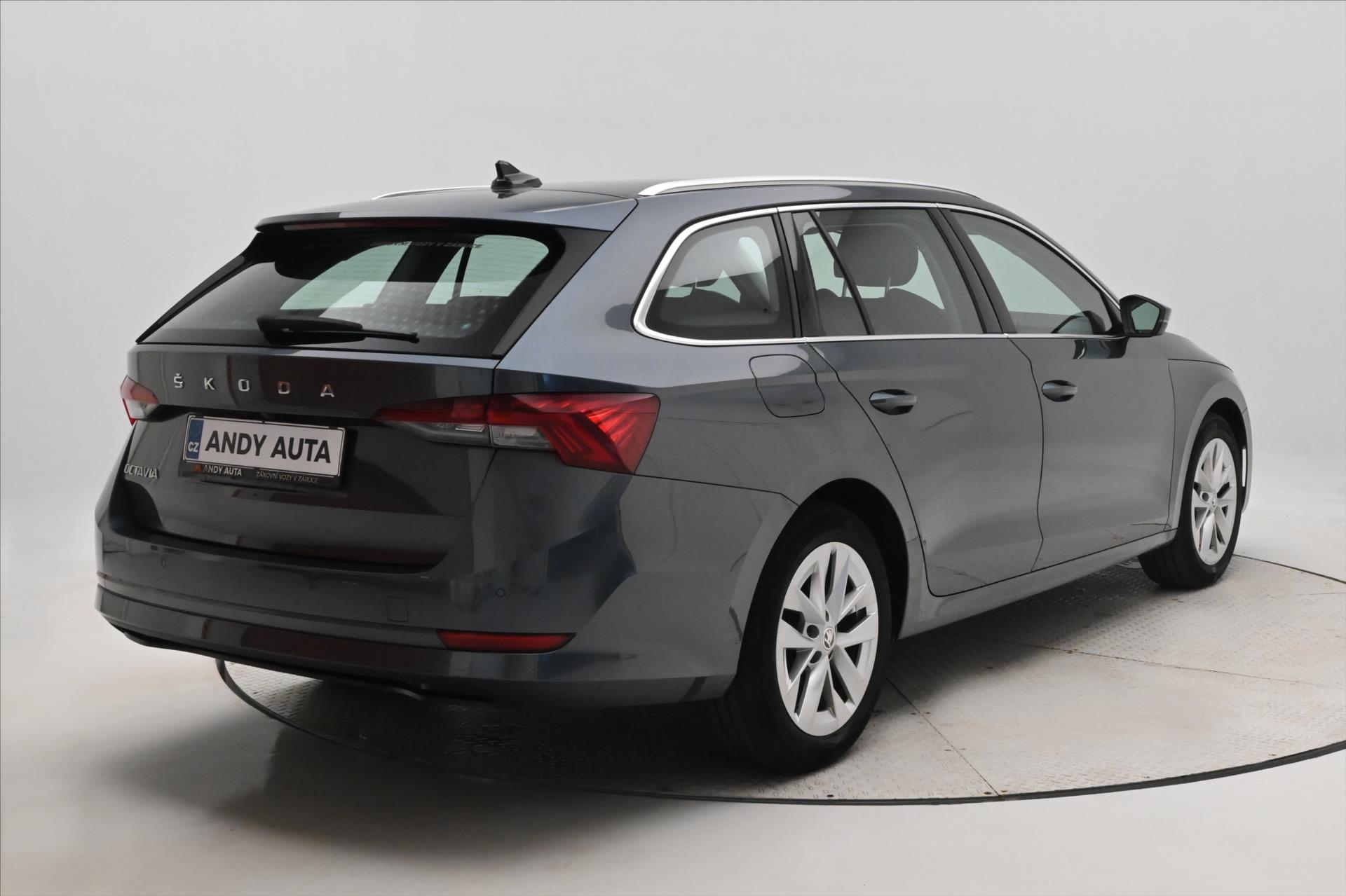 Hlavní fotografie vozu Škoda Octavia 2,0 TDI 110 KW DSG STYLE Záruka až 5 let (5)