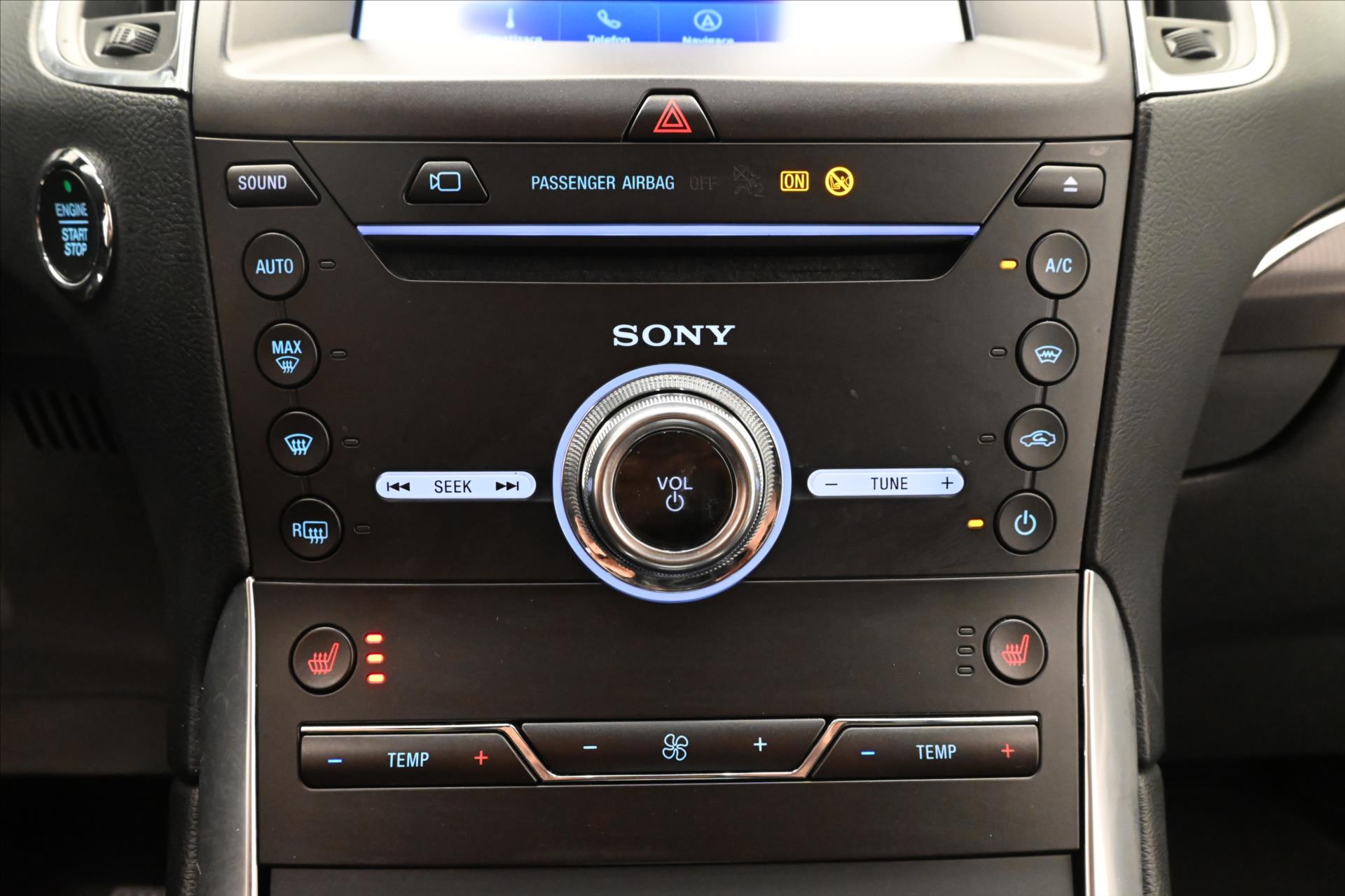 Hlavní fotografie vozu Ford Galaxy 2,0 EcoBlue 140 kW AT8 Titanium 7míst Záruka až 5 let (21)