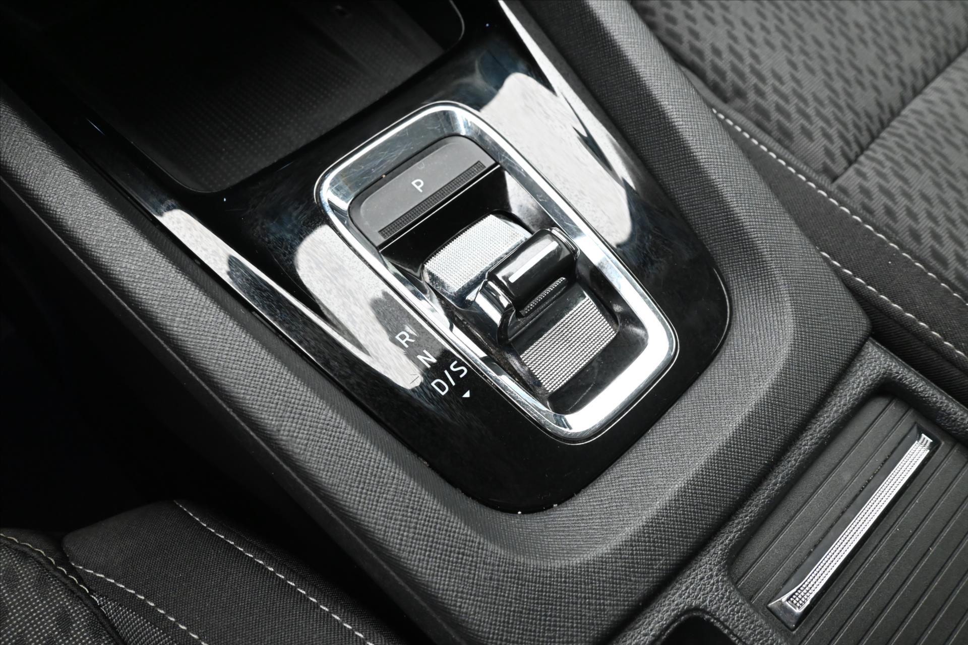 Hlavní fotografie vozu Škoda Octavia 2,0 TDI 110kW DSG Style Záruka až 5 let (23)