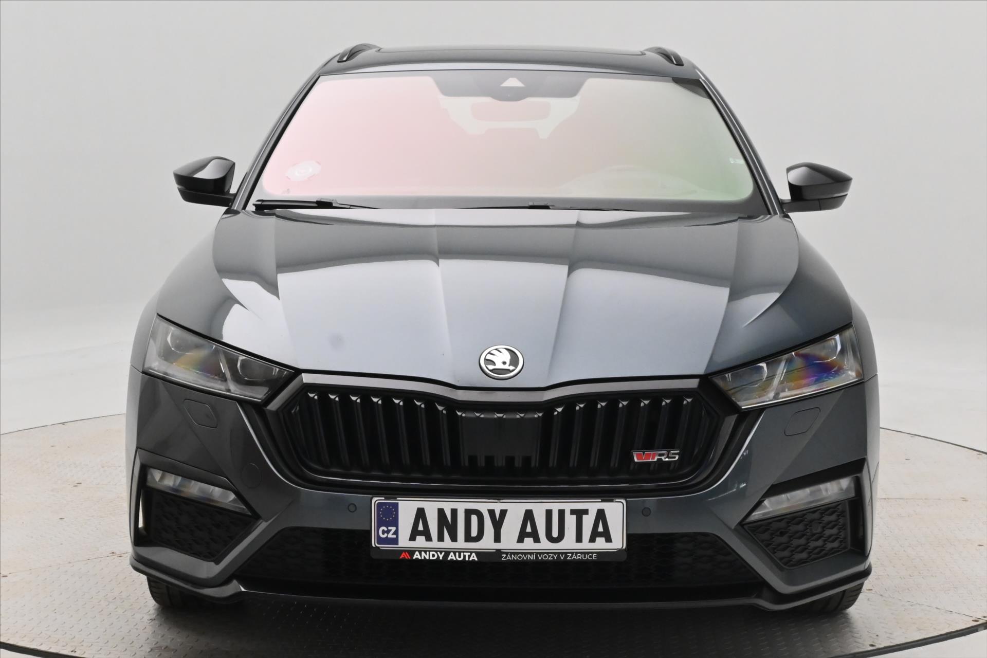 Hlavní fotografie vozu Škoda Octavia 1,4 TSI iV RS 180 kW DSG Záruka až 5 let (2)