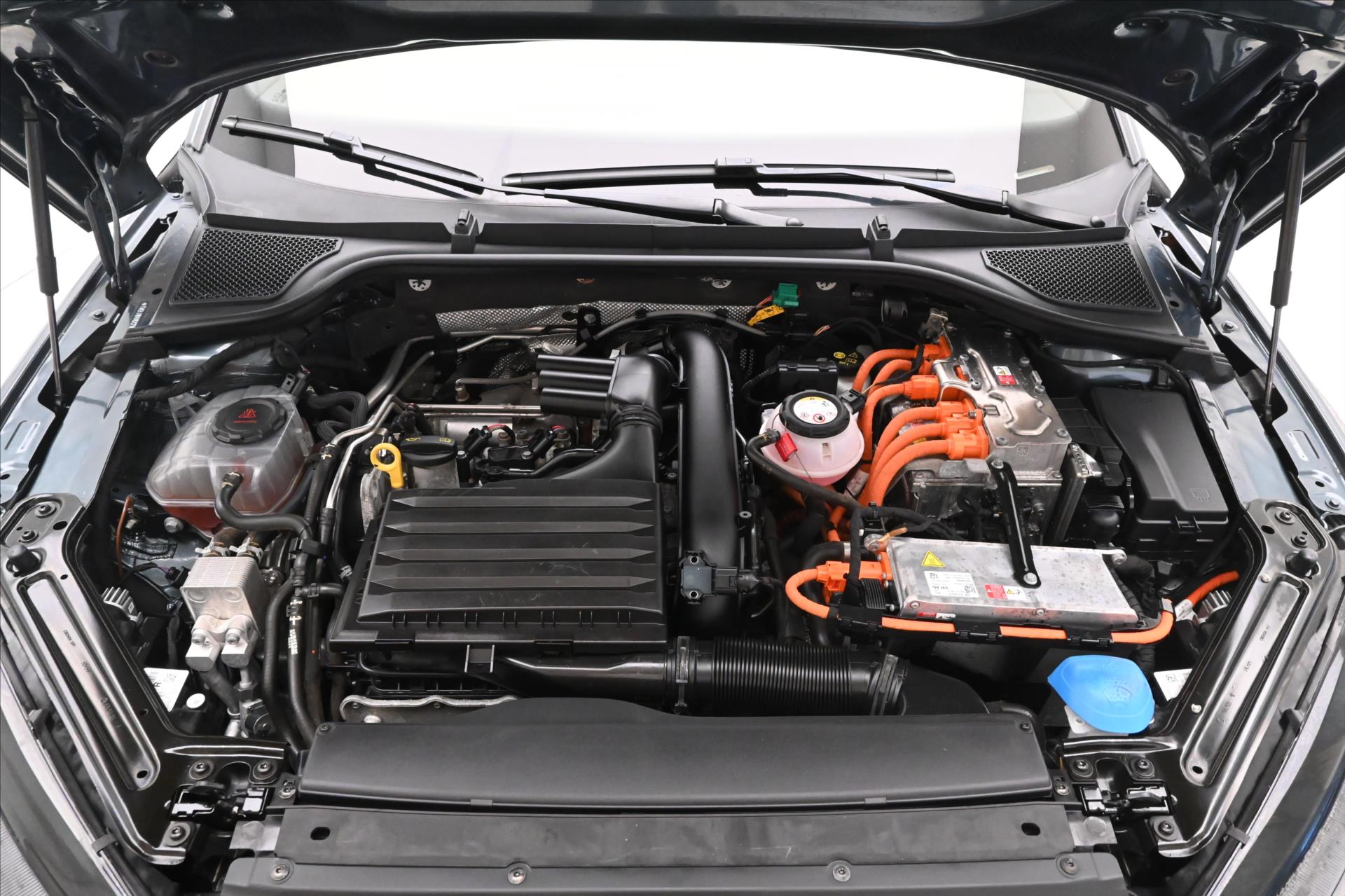 Hlavní fotografie vozu Škoda Octavia 1,4 TSI iV RS 180 kW DSG Záruka až 5 let (9)